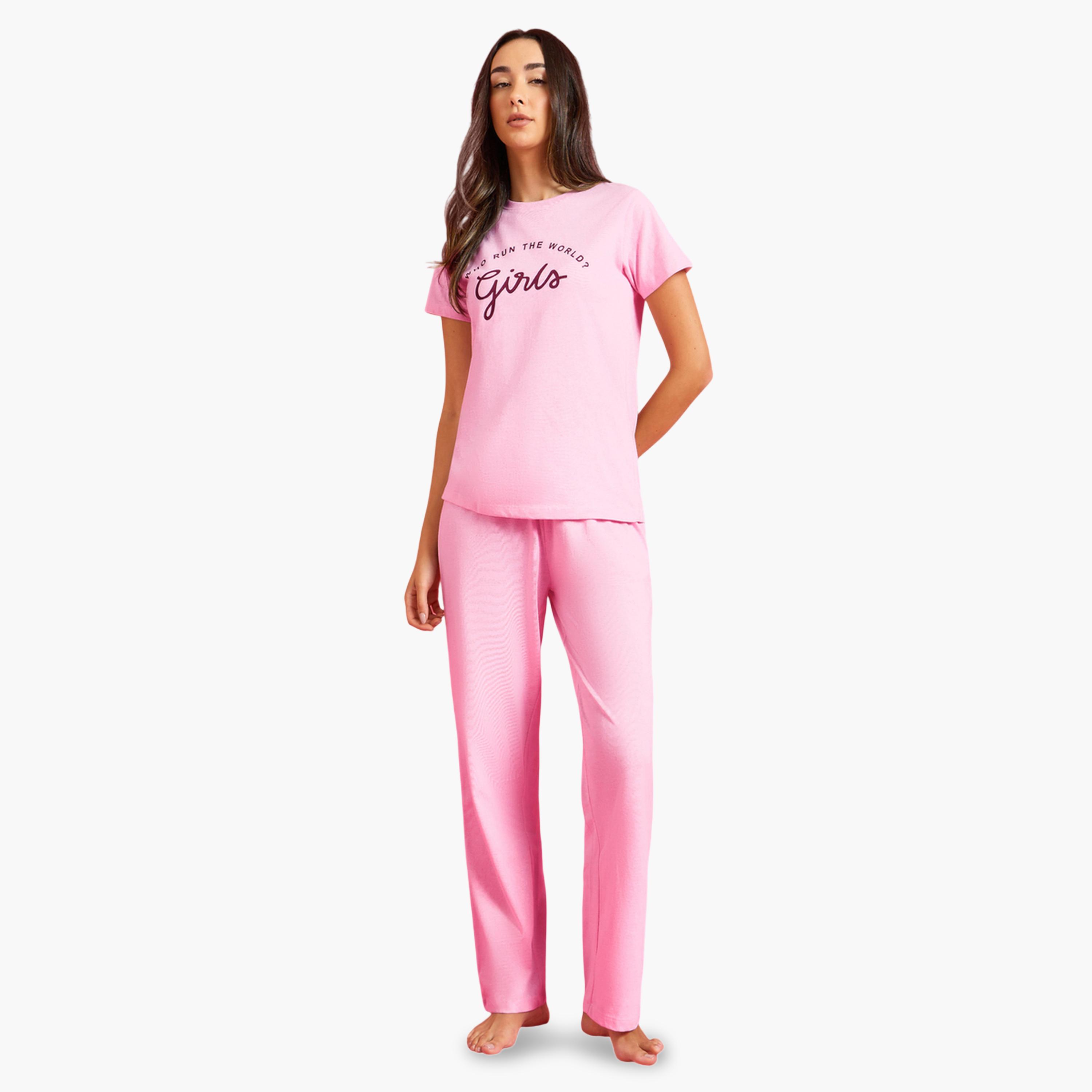 Styli Who Run The World Slogan Print T-Shirt and Straight Leg Pyjama Set-women-clothing-nightwear-pyjamas-longsets-image-1