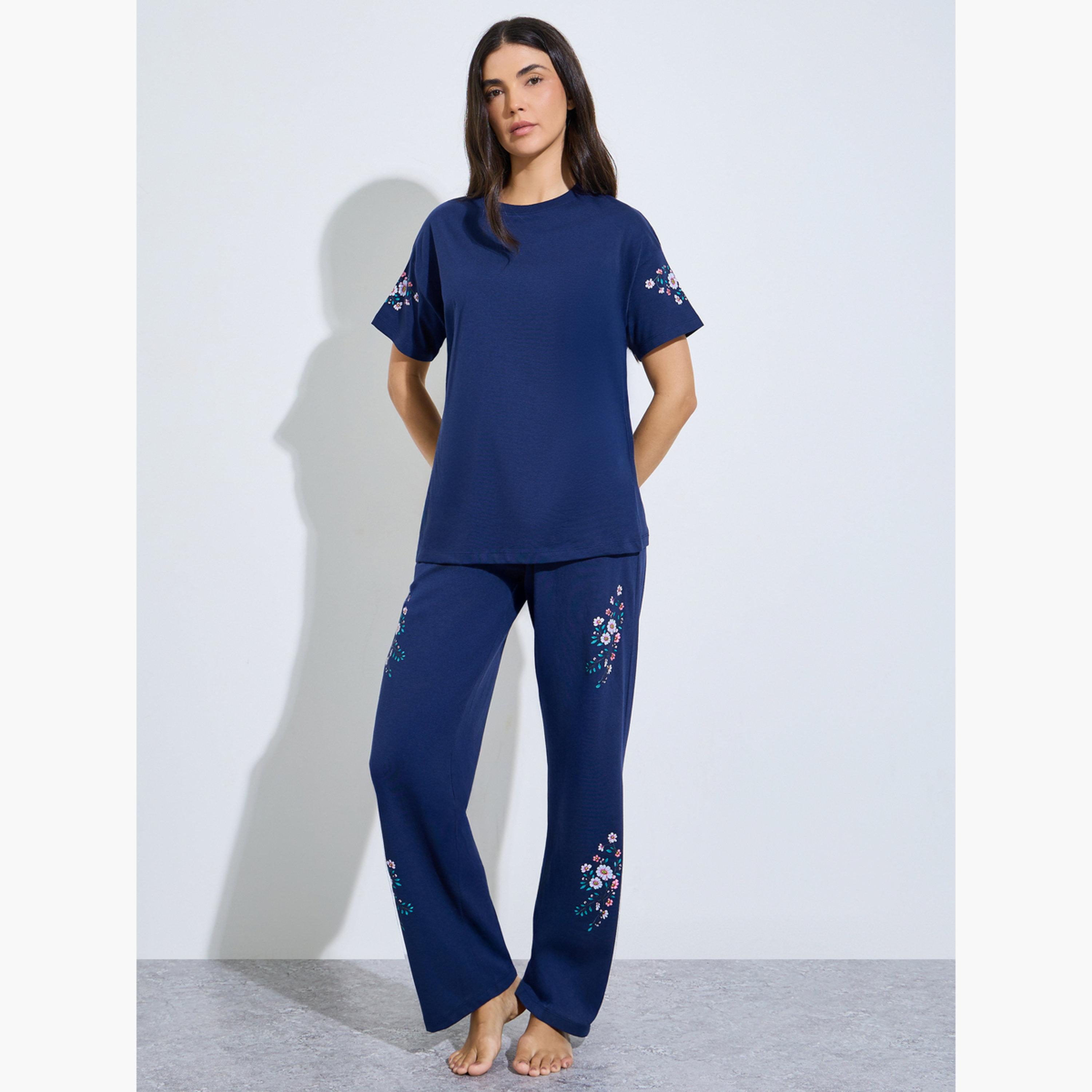 Styli Navy Blue Floral Print T-Shirt and Pants Pyjama Set-women-clothing-nightwear-pyjamas-longsets-image-1