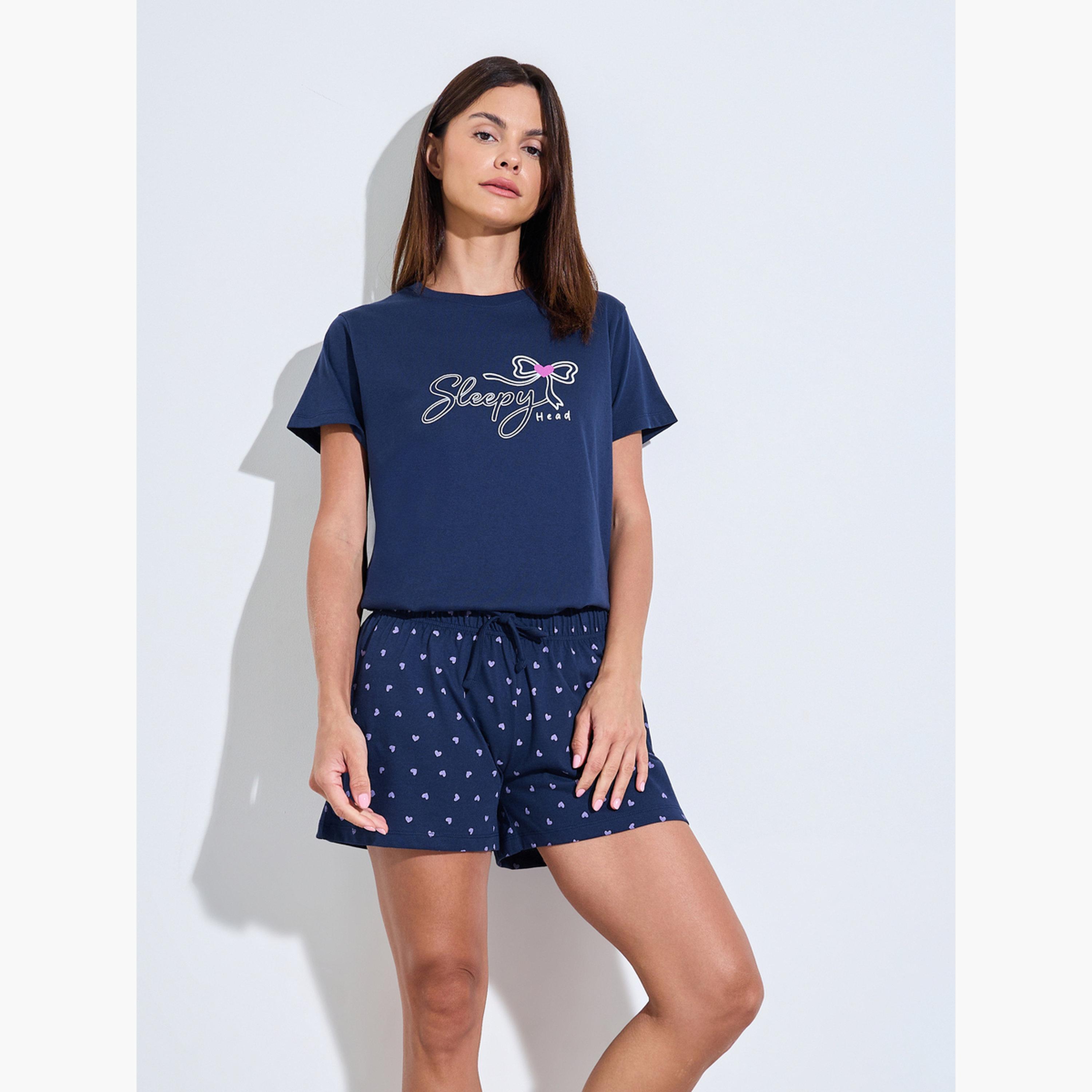 طقم بيجاما من شورت وبنطال وتيشيرت بطبعة جرافيك عبوة من 3 قطع-women-clothing-nightwear-pyjamas-longsets-image-4