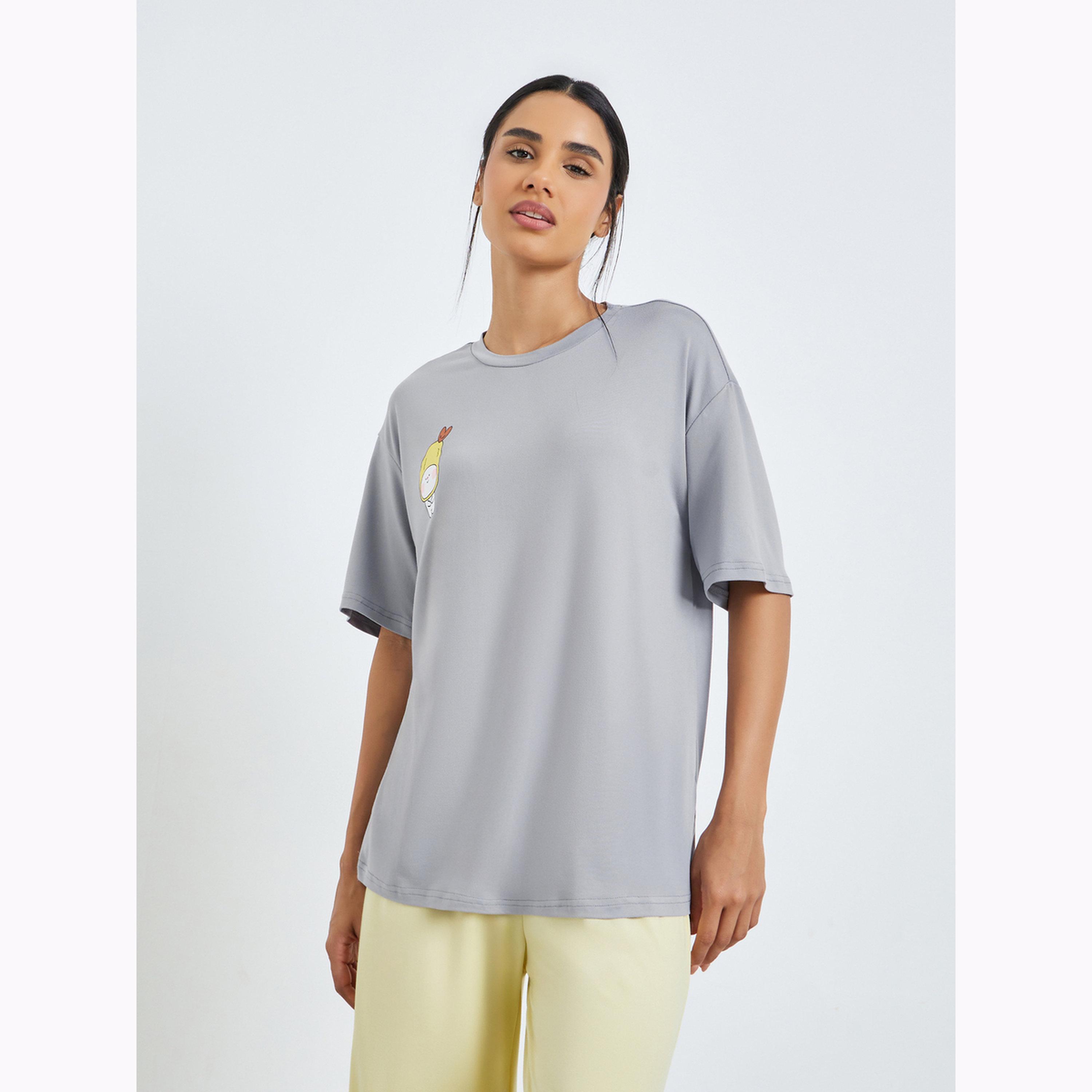 Styli Round Neck Printed T-Shirt and Pyjama Set-women-clothing-nightwear-pyjamas-longsets-image-2