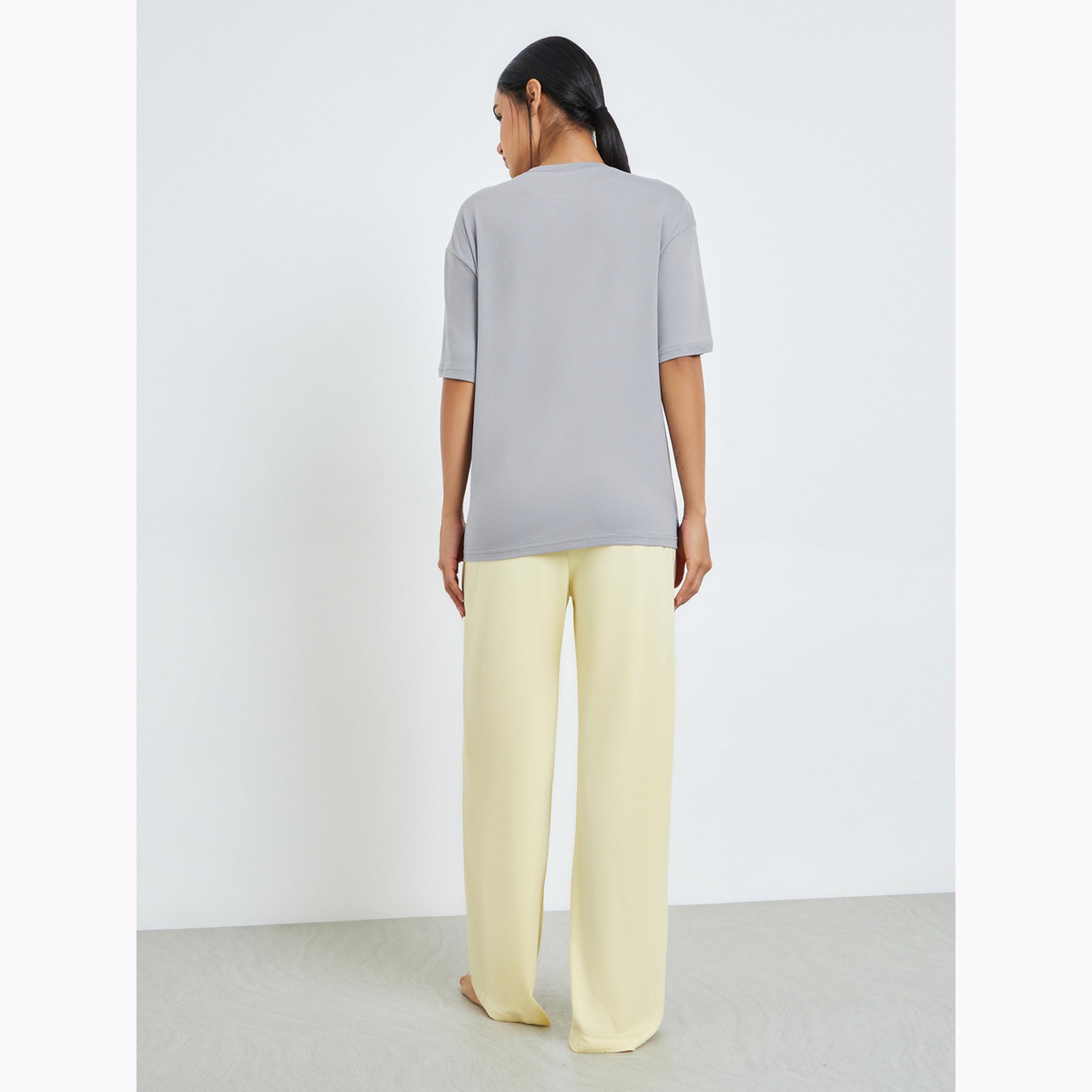 Styli Round Neck Printed T-Shirt and Pyjama Set-women-clothing-nightwear-pyjamas-longsets-image-3