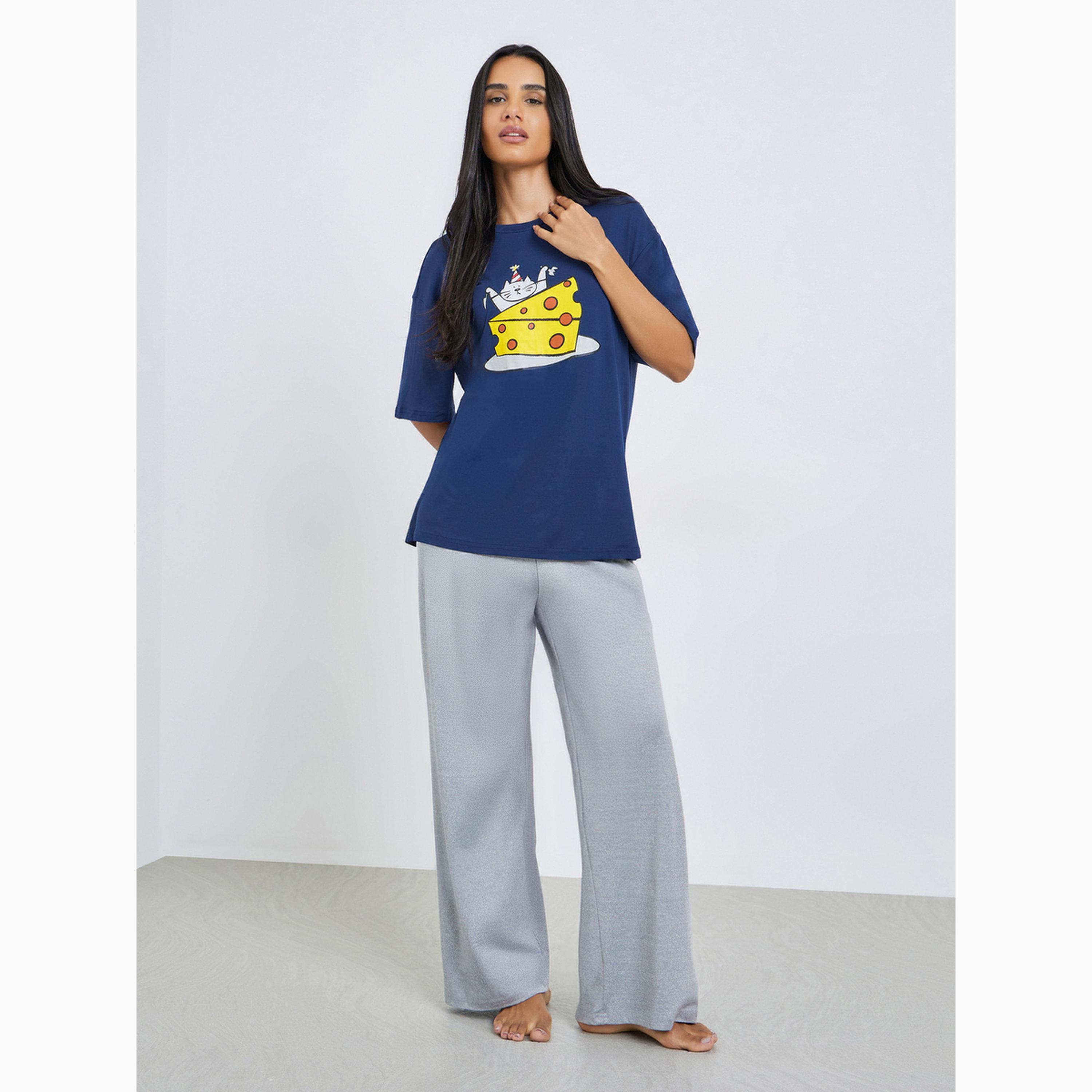 Styli Cat Cheese Graphic Print T-Shirt and Pyjama Set-women-clothing-nightwear-pyjamas-longsets-image-1
