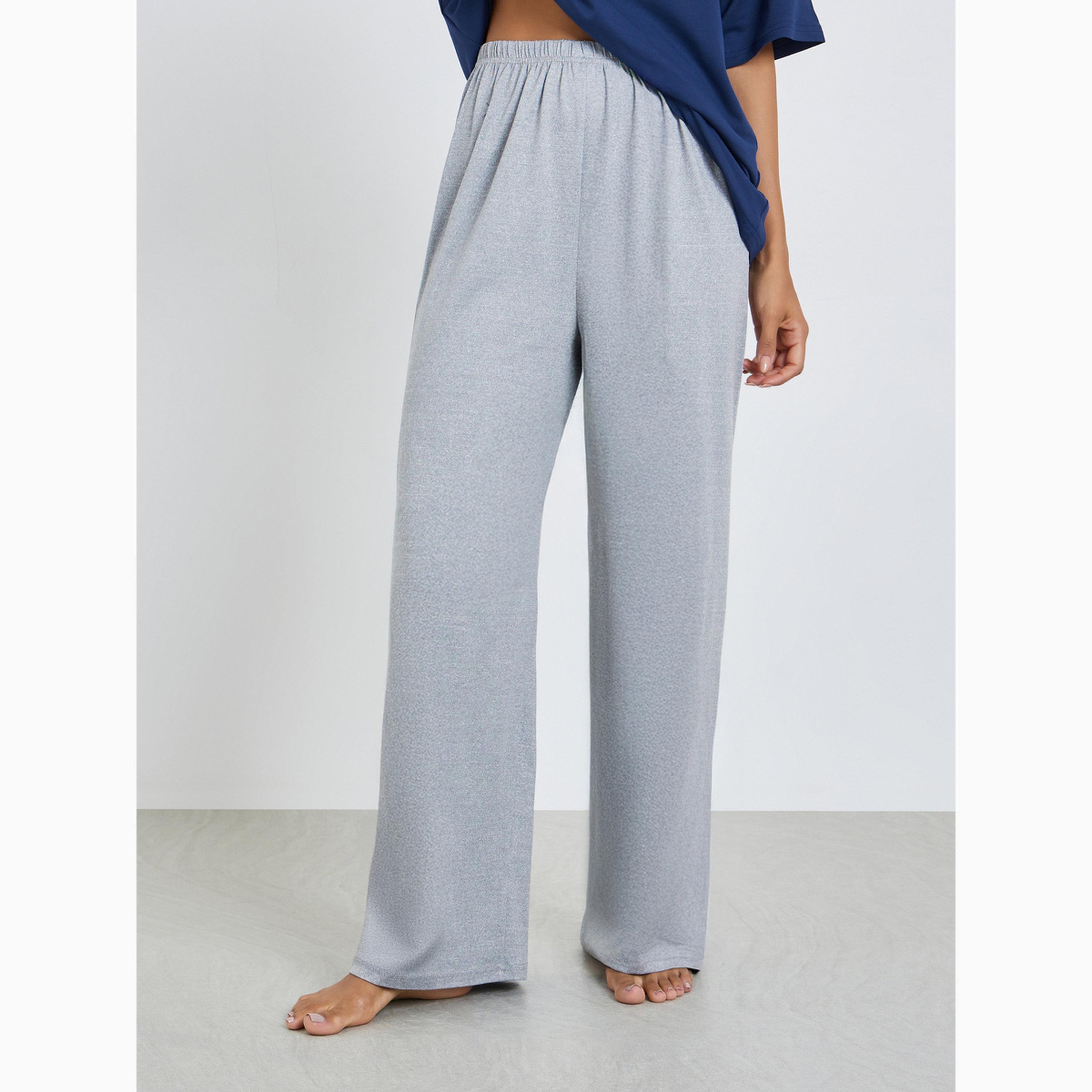 طقم بيجاما من بنطال وتيشيرت بطبعة جرافيك كات تشيز-women-clothing-nightwear-pyjamas-longsets-image-4
