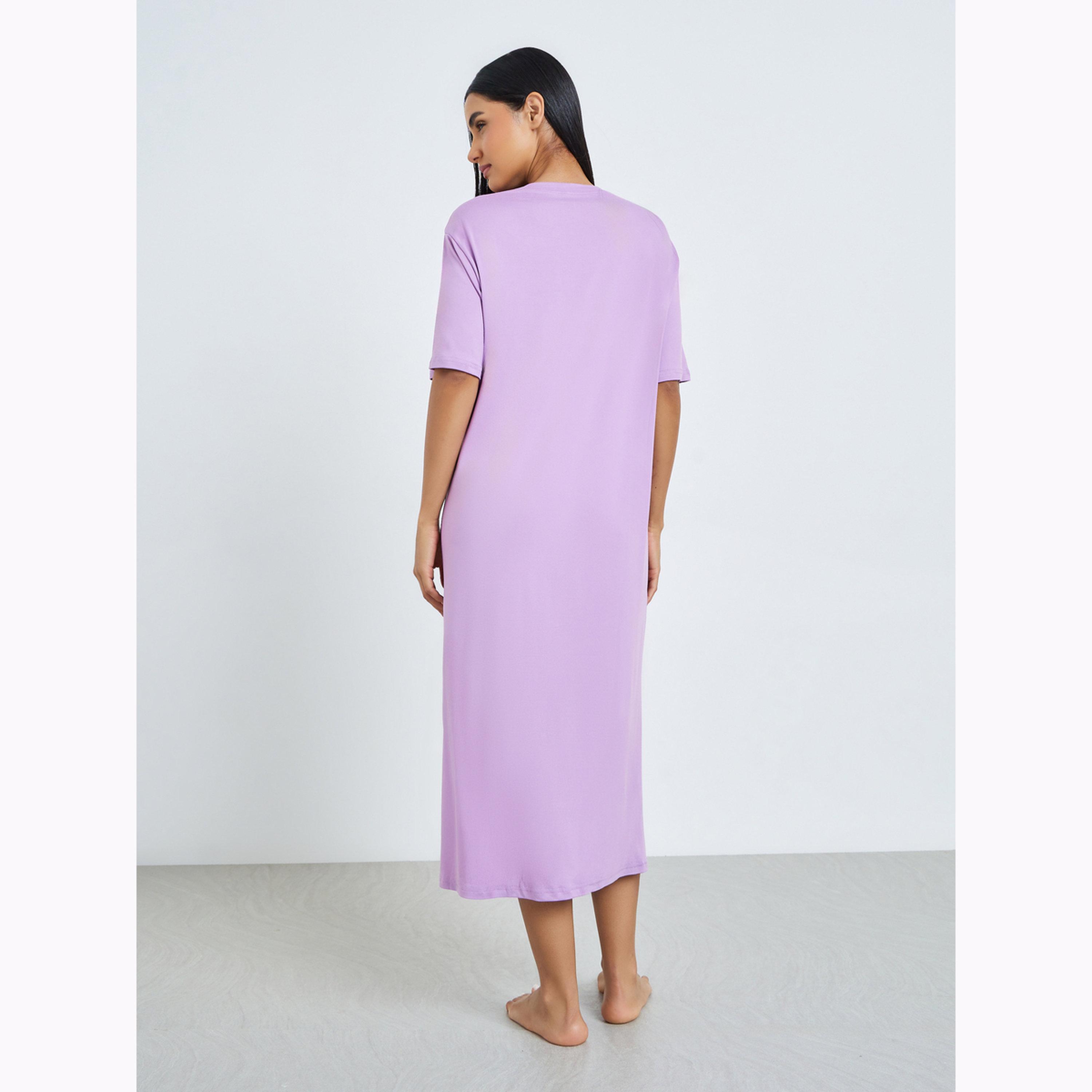 فستان نوم بنمط تيشيرت وطبعة قطة وقلب بلون أرجواني-women-clothing-nightwear-nighties-image-3