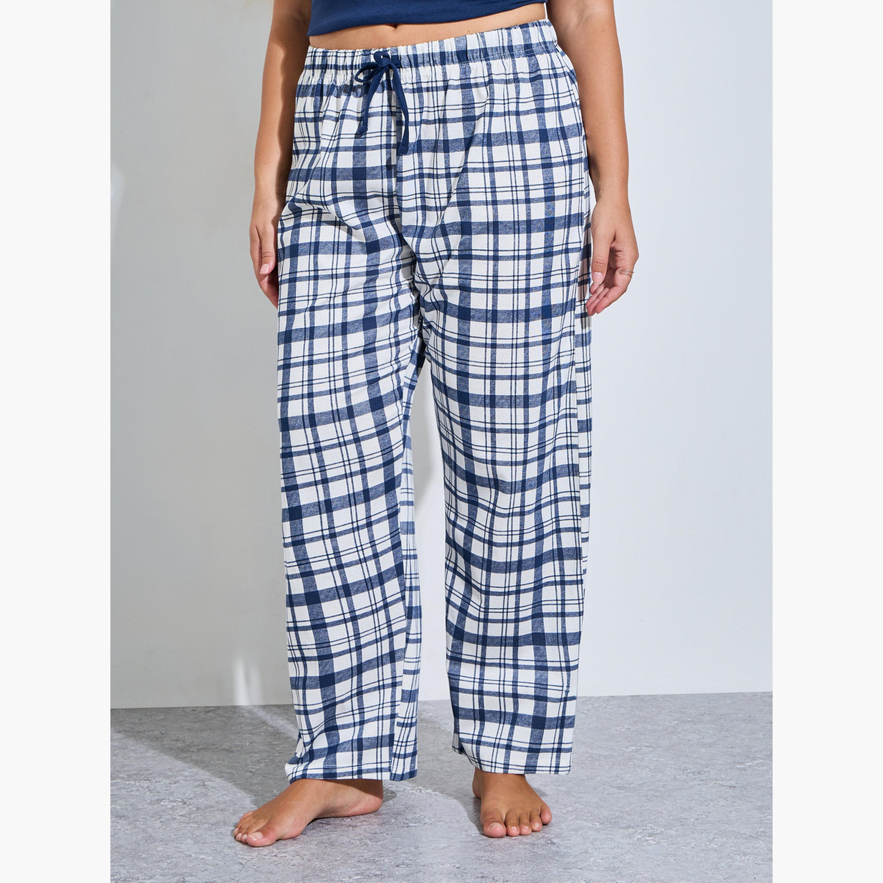 طقم بيجاما من بنطال كروهات وتيشيرت طبعة جرافيك بمقاس كبير-women-clothing-plussize-nightwear-nightwearsets-image-5