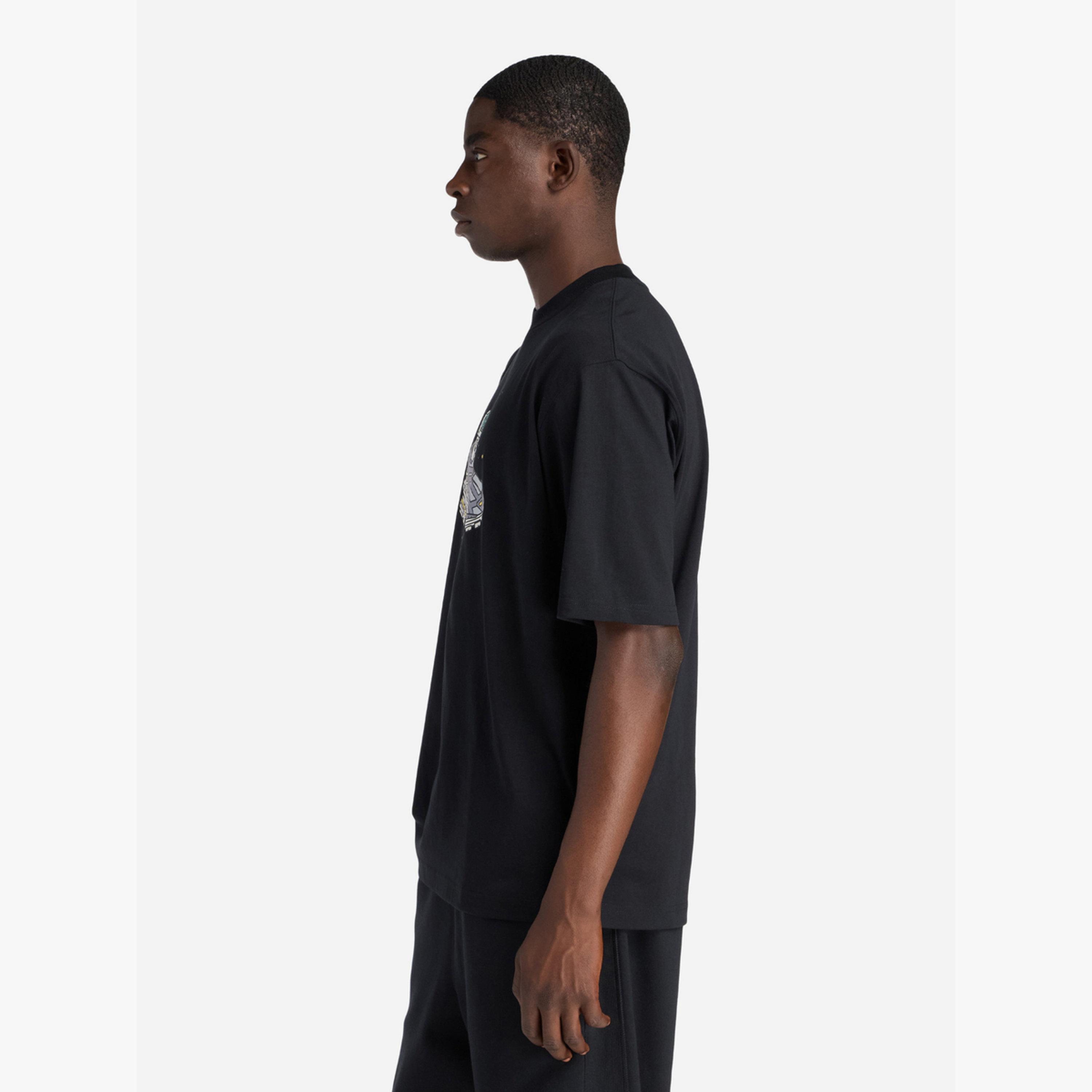 تيشيرت بياقة دائرية وطبعة جرافيك-men-clothing-tshirtsandpolos-tshirts-image-2