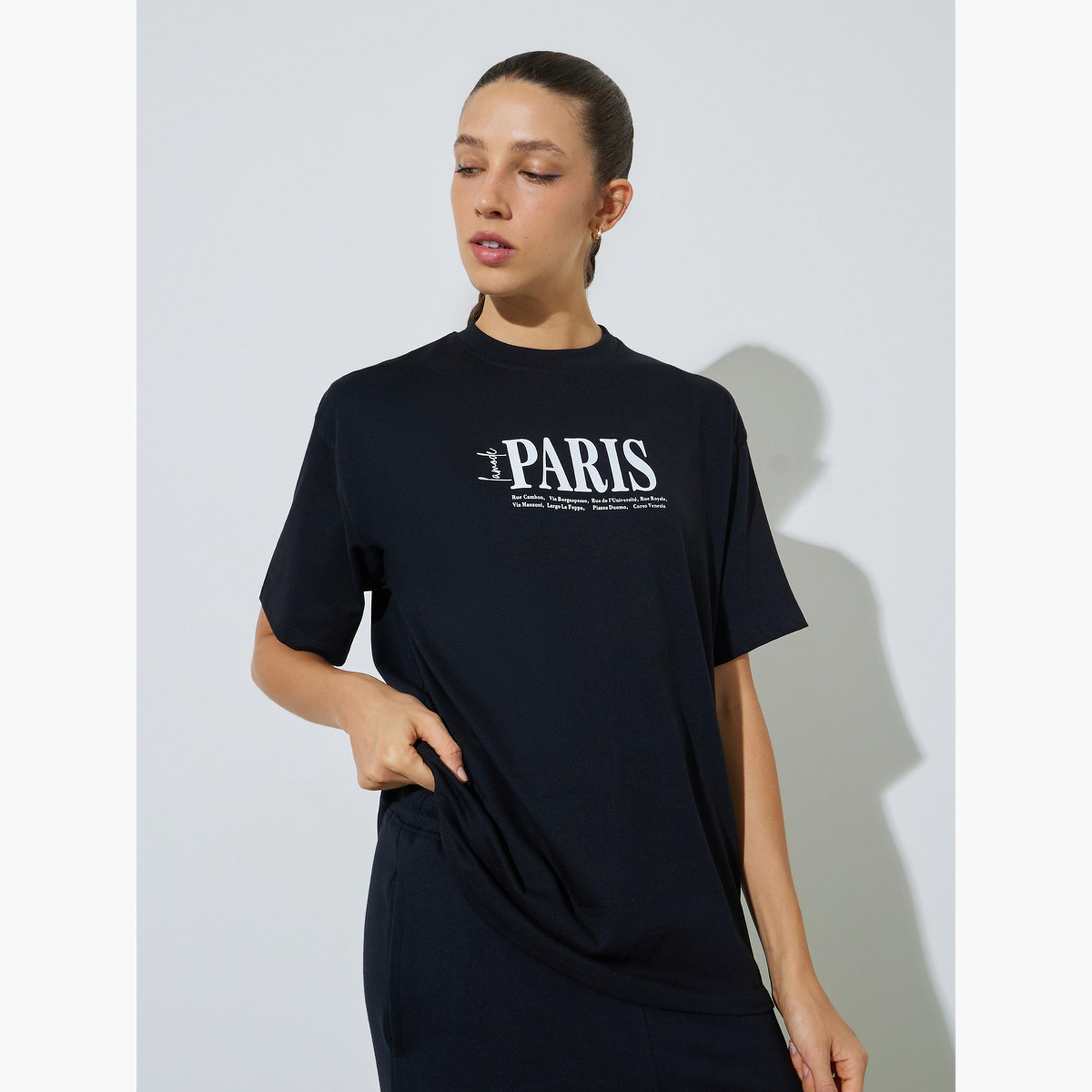 طقم منسق من ليقنز وتيشيرت بطبعة كتابة-women-clothing-coordsets-image-3