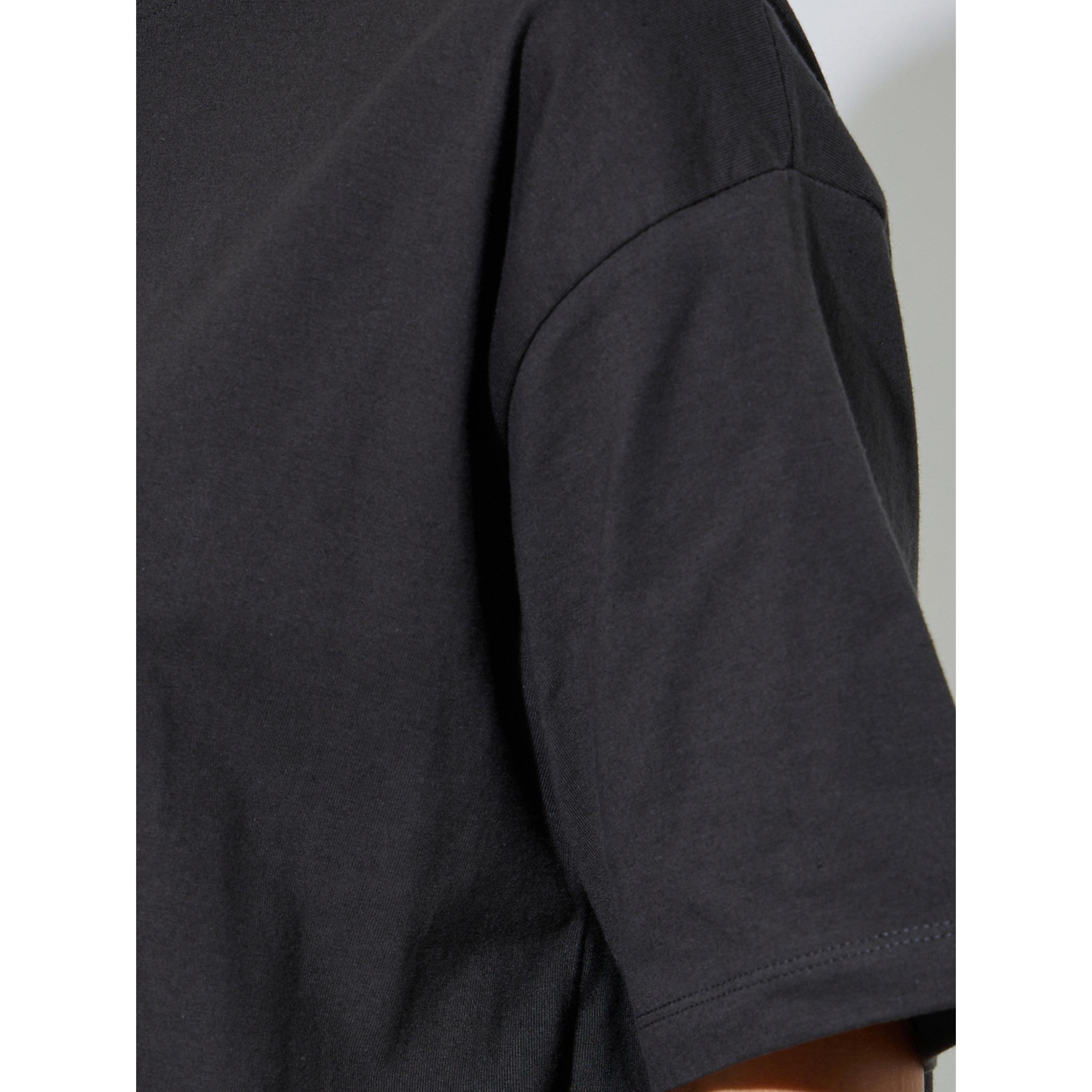 طقم منسق من ليقنز واسع وتيشيرت بتفاصيل شارة-women-clothing-coordsets-image-4