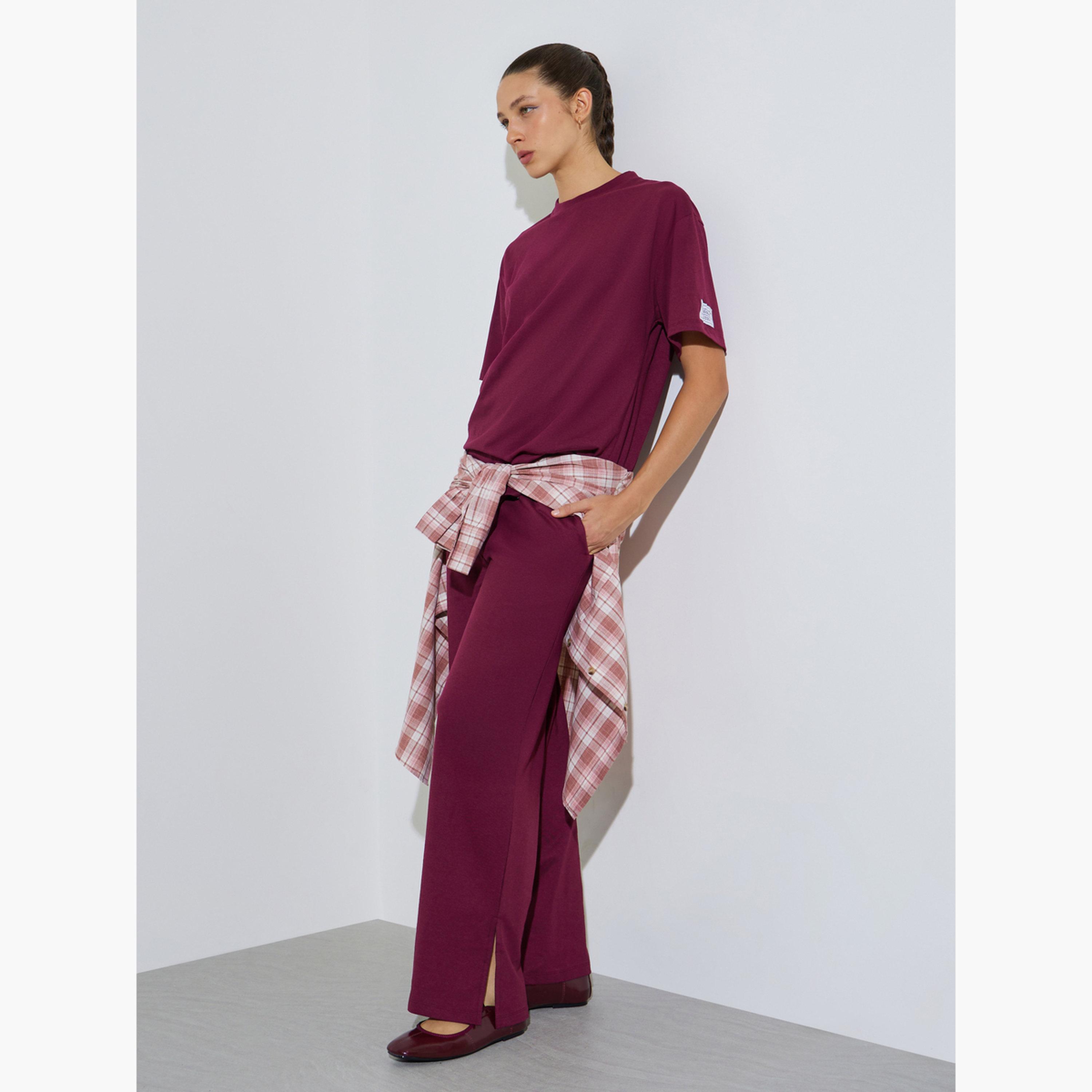 Styli Badge Detail T-Shirt and Wide Leg Joggers Co-Ords-women-clothing-coordsets-image-3