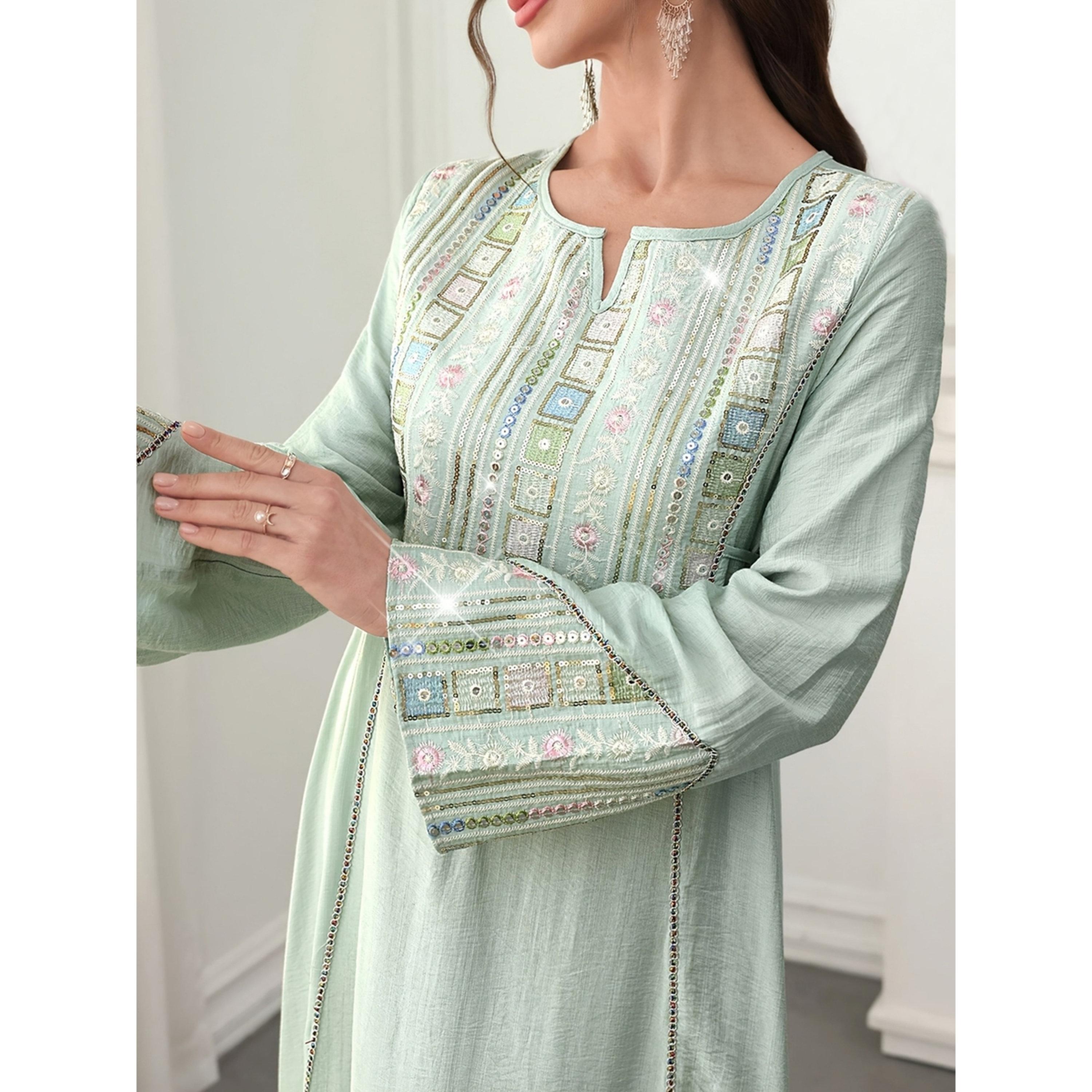 فستان طويل بحافة واسعة مزين بلون أخضر-women-clothing-dresses-image-5