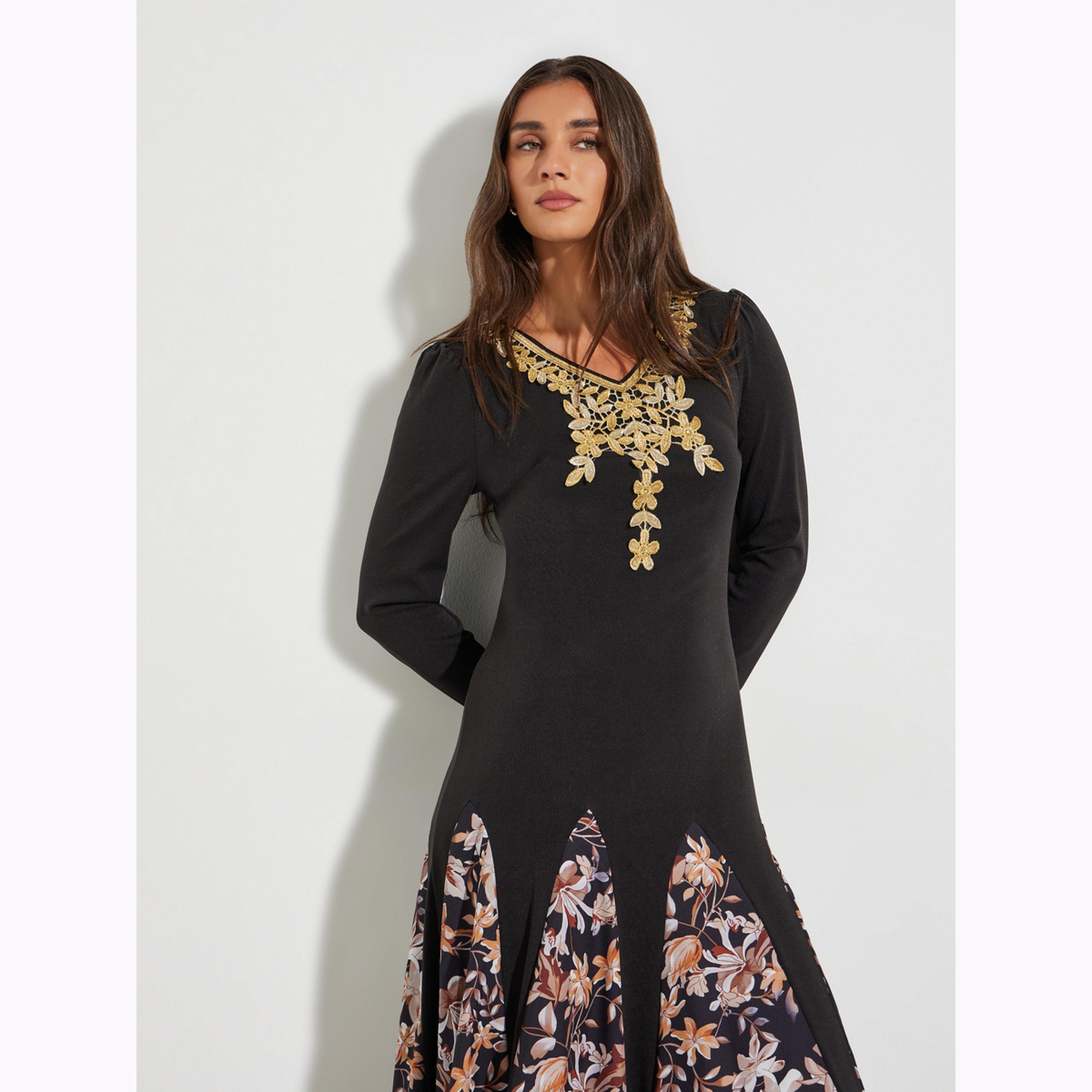 فستان ميدي بحافة واسعة وطبعة زهور لون أسود-women-clothing-dresses-image-2