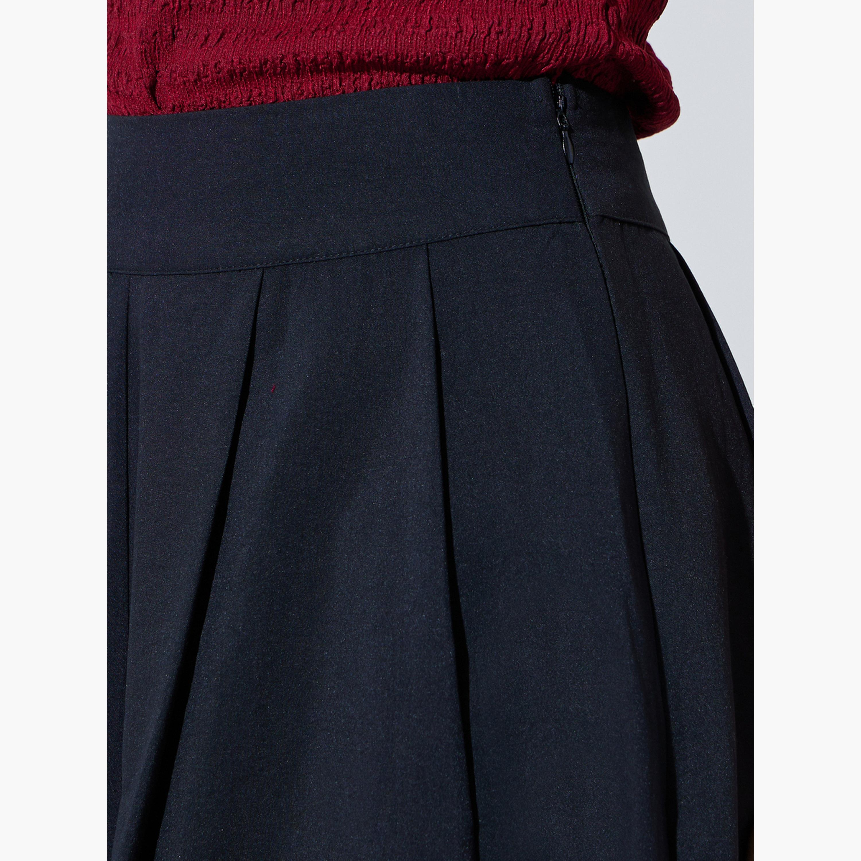 Styli Black Knife Pleated A-Line Maxi Skirt-women-clothing-bottoms-skirts-image-4