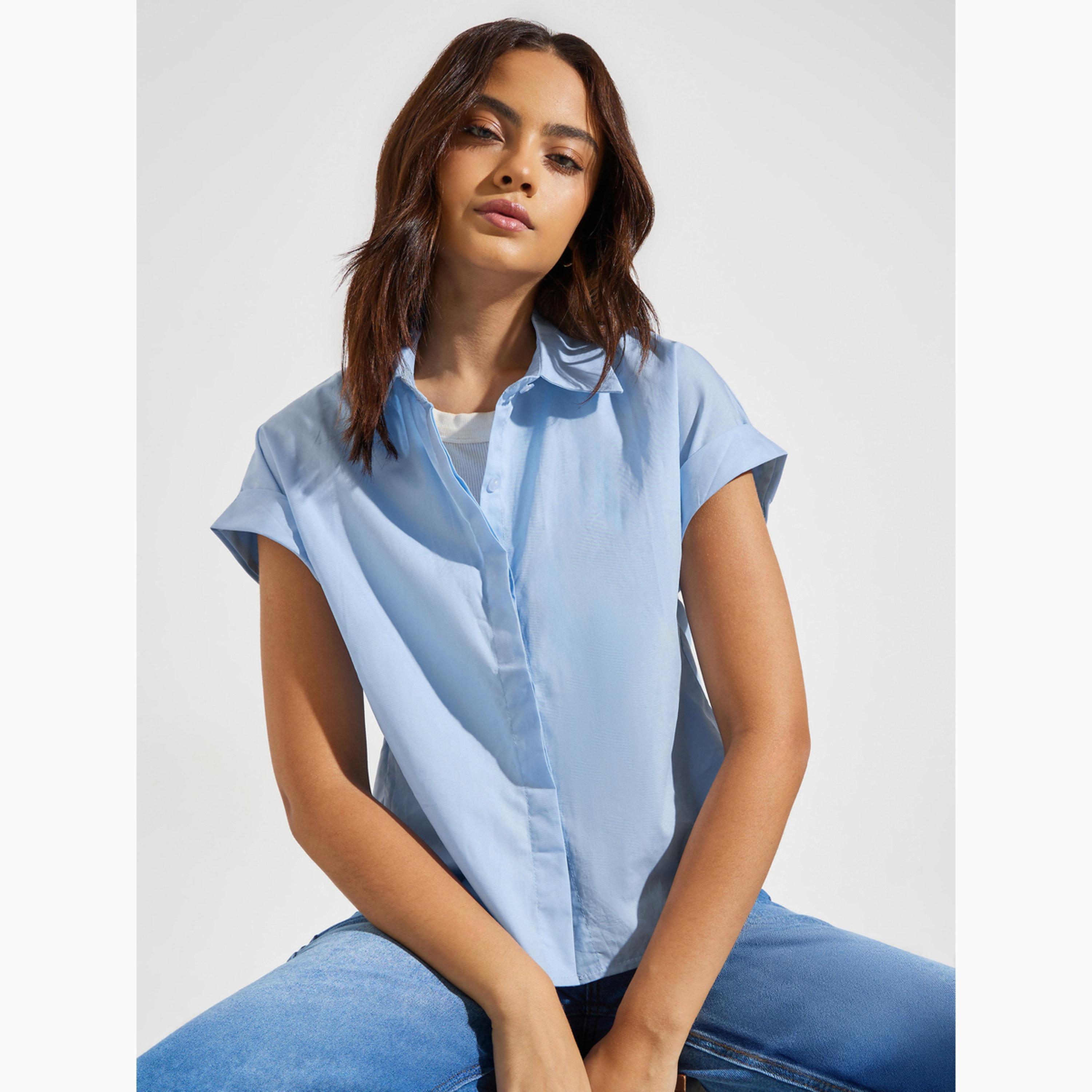 قميص كاجوال أزرق بلون سادة وأكمام مطوية-women-clothing-shirtsandblouses-shirts-image-3
