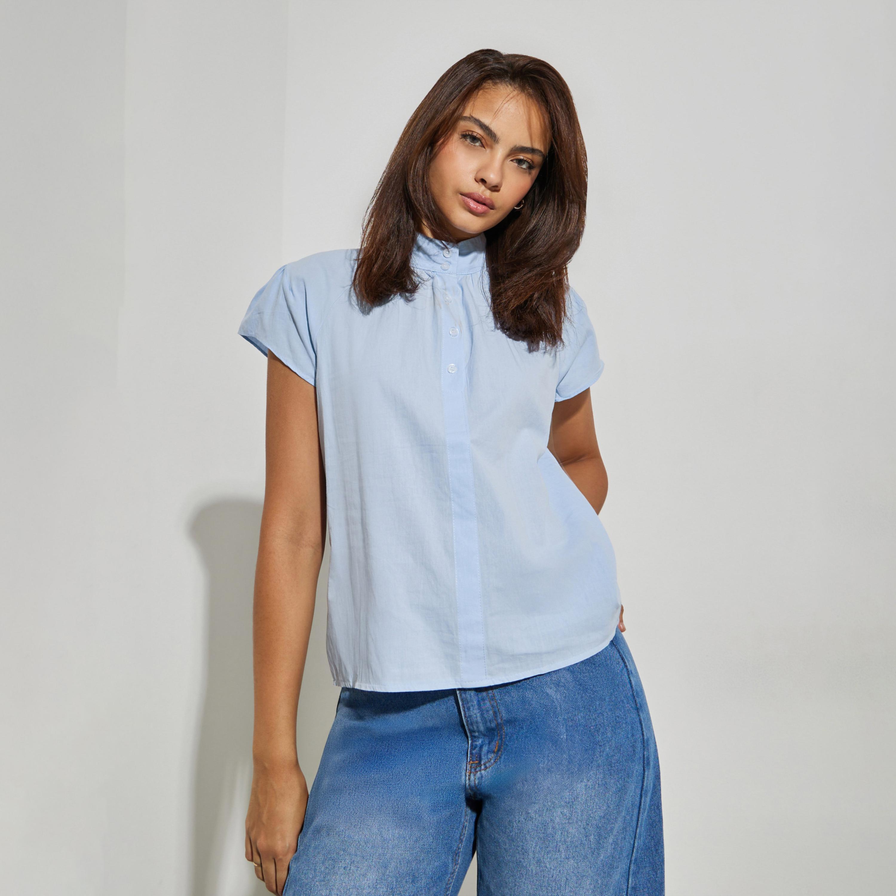 بلوزة زرقاء مكسرة بأكمام قصيرة-women-clothing-shirtsandblouses-blouses-image-1