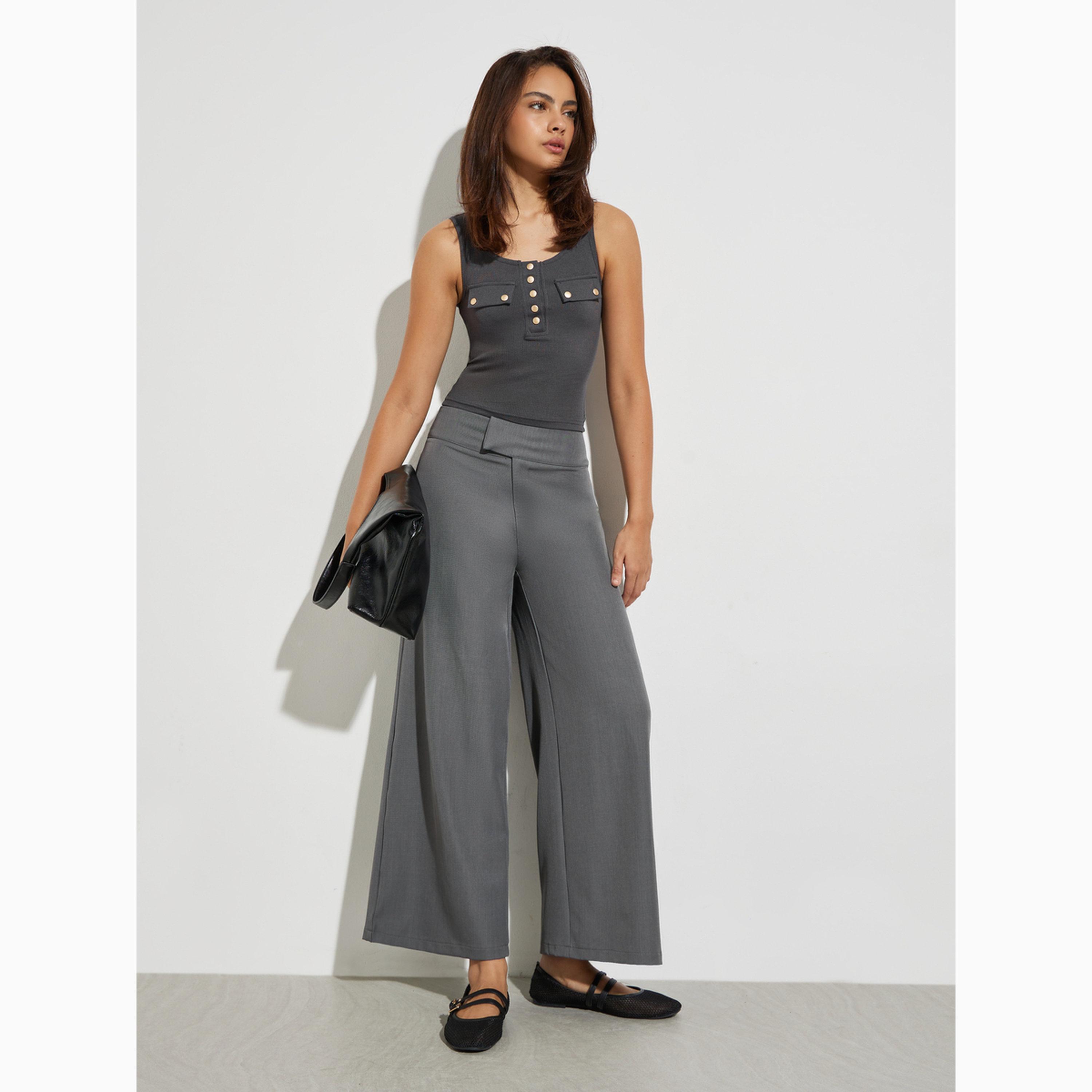 بلوزة بلا أكمام بتفاصيل أزرار وتفاصيل مضلعة-women-clothing-shirtsandblouses-blouses-image-2