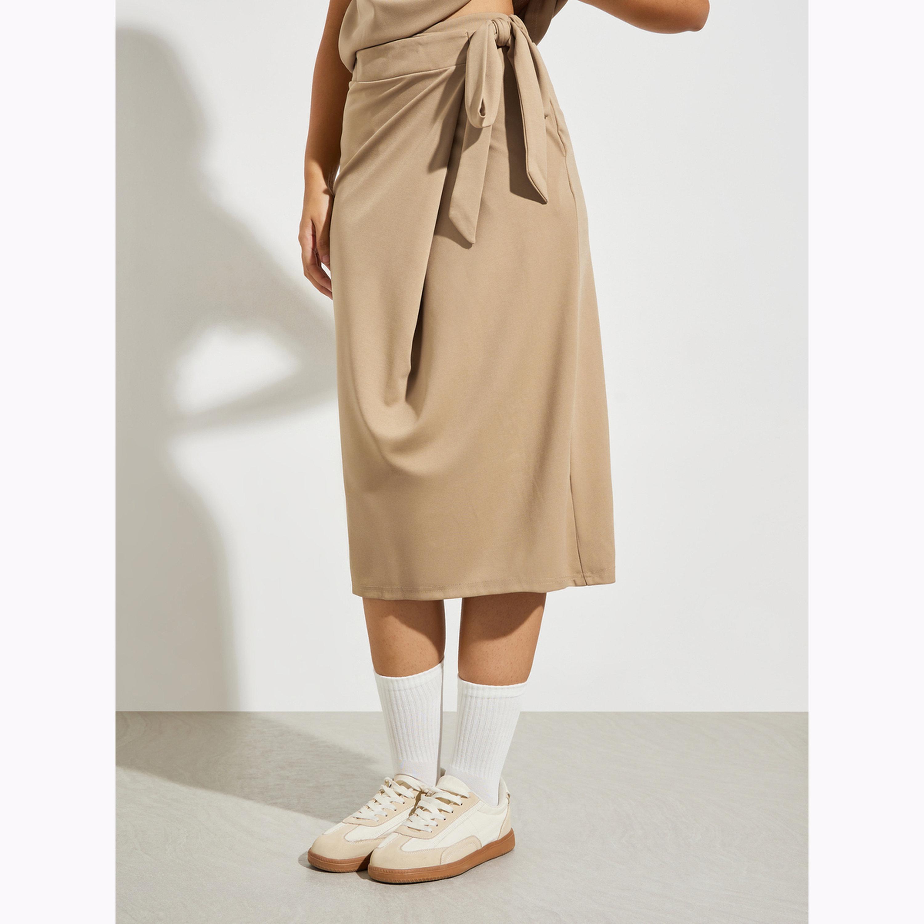 Styli Khaki Solid T-Shirt and Tie Waist Skirt Co-ords-women-clothing-coordsets-image-5