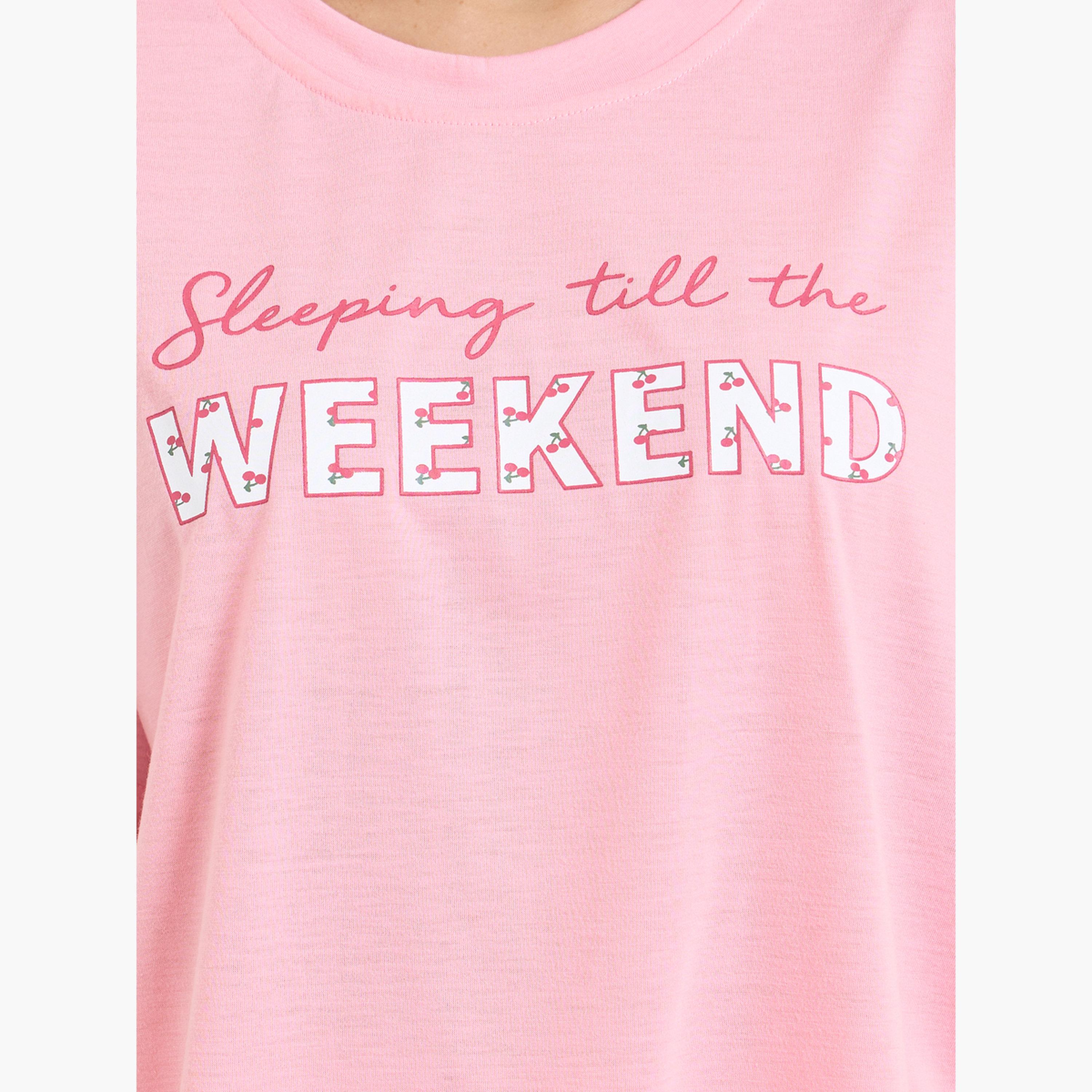 Styli Pink Weekend Graphic Drop Shoulder T-Shirt and Pyjama Set-women-clothing-nightwear-pyjamas-longsets-image-5
