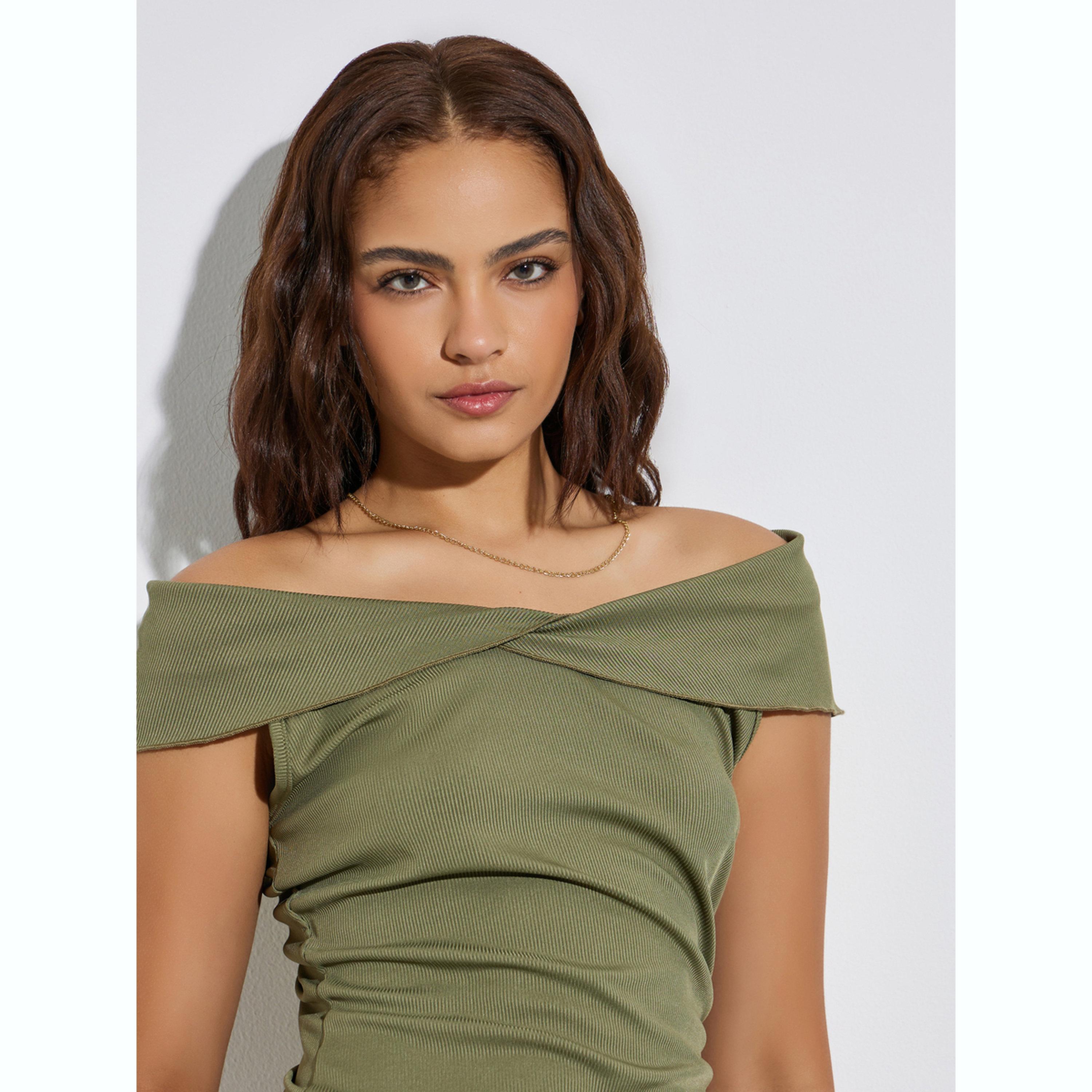 بلوزة محبوكة مضلعة ومكشوفة الكتفين-women-clothing-shirtsandblouses-blouses-image-3