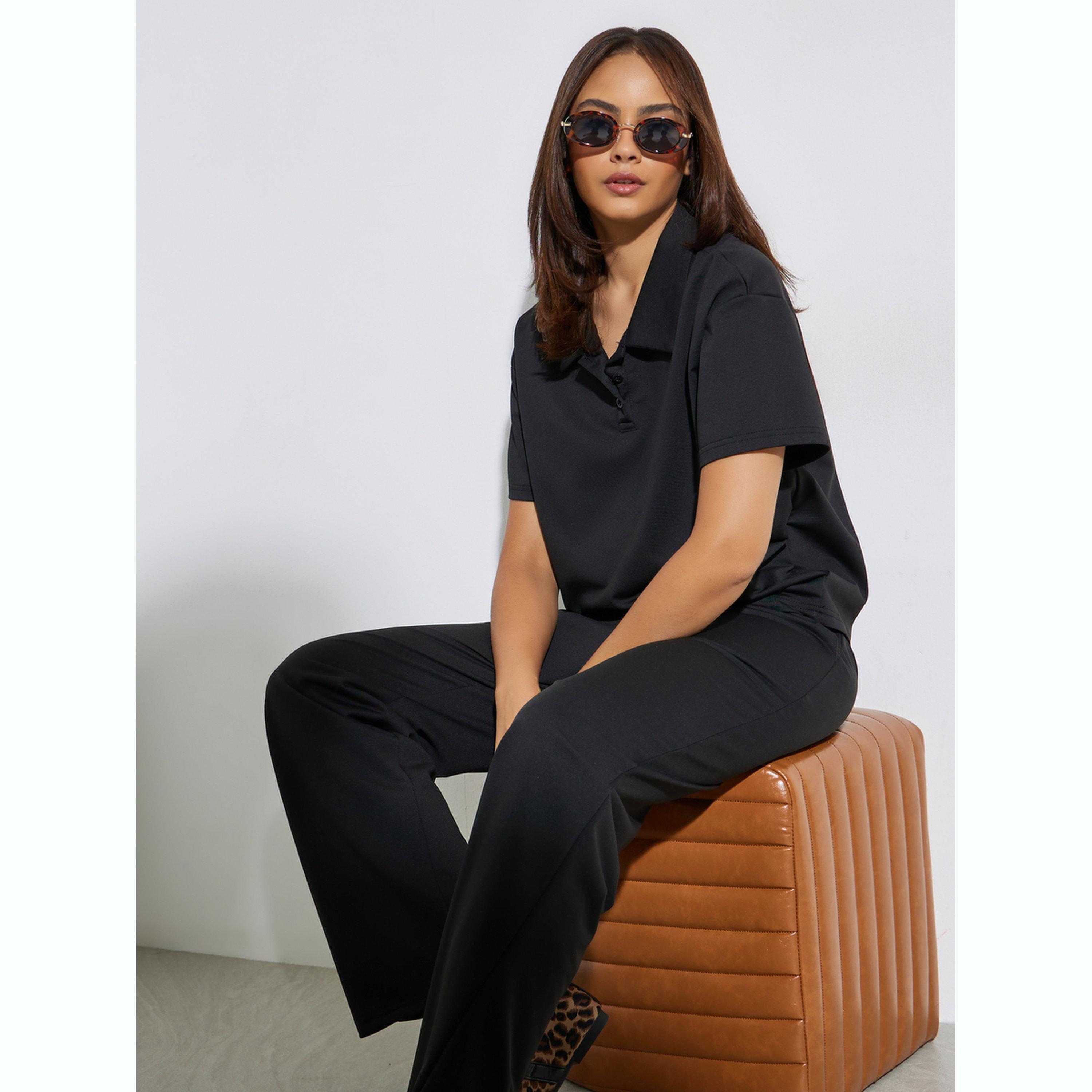 طقم منسق من جوغر بأرجل واسعة وتيشيرت بولو-women-clothing-coordsets-image-2