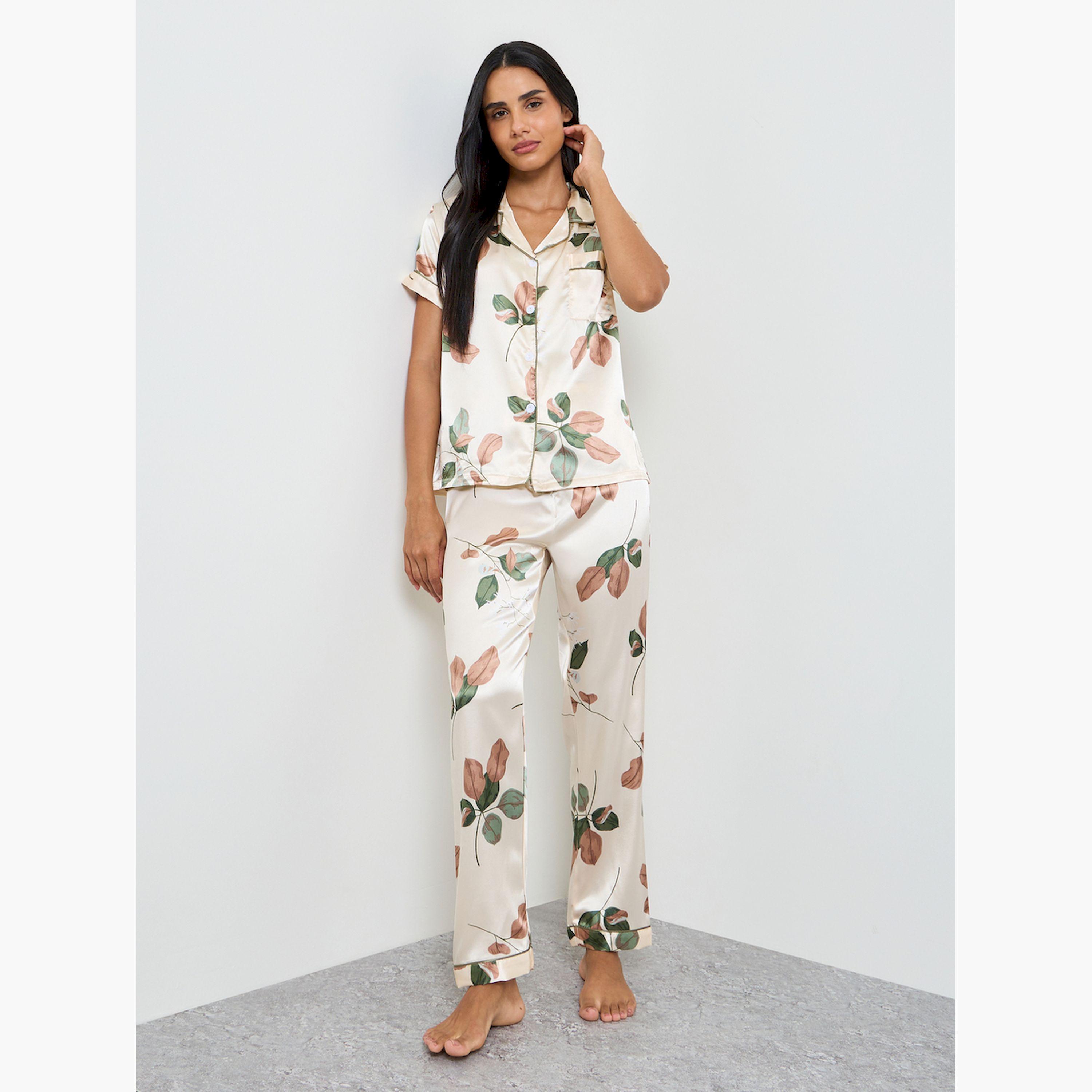 طقم بيجاما من بنطال وقميص بطبعة زهور-women-clothing-nightwear-pyjamas-longsets-image-1
