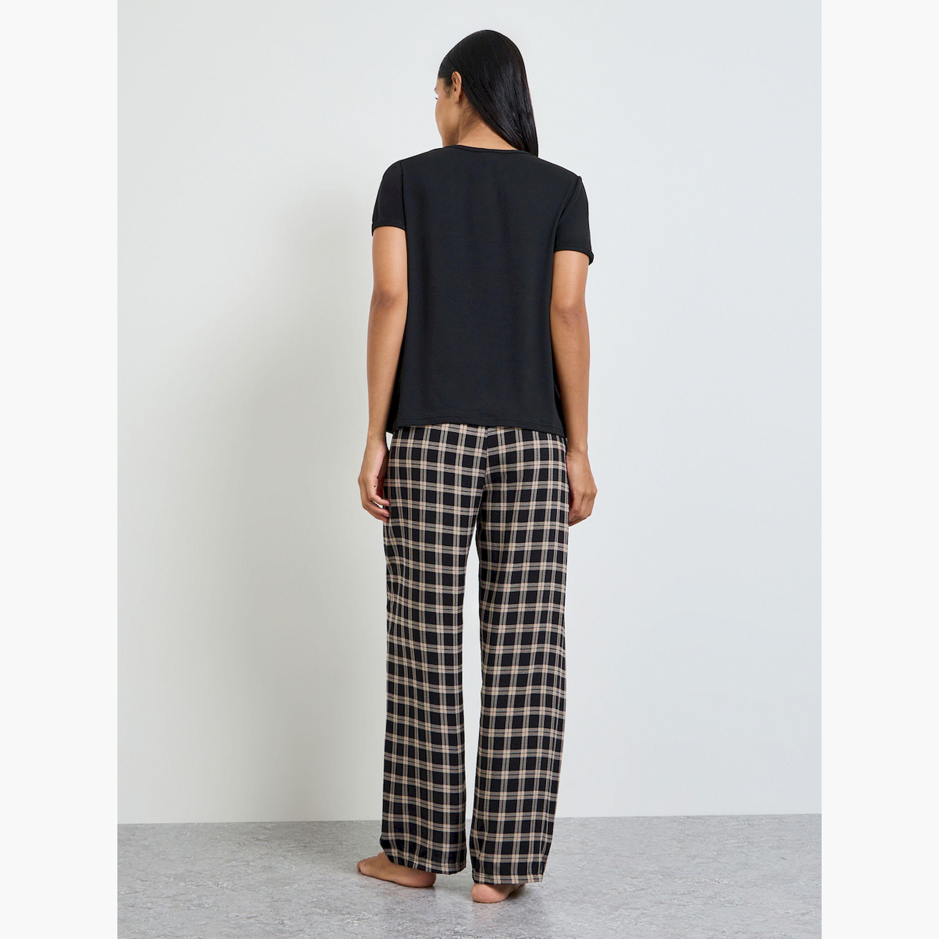 Take Two Black Checked Pocket T-Shirt and Pyjama Set-women-clothing-nightwear-pyjamas-longsets-image-3