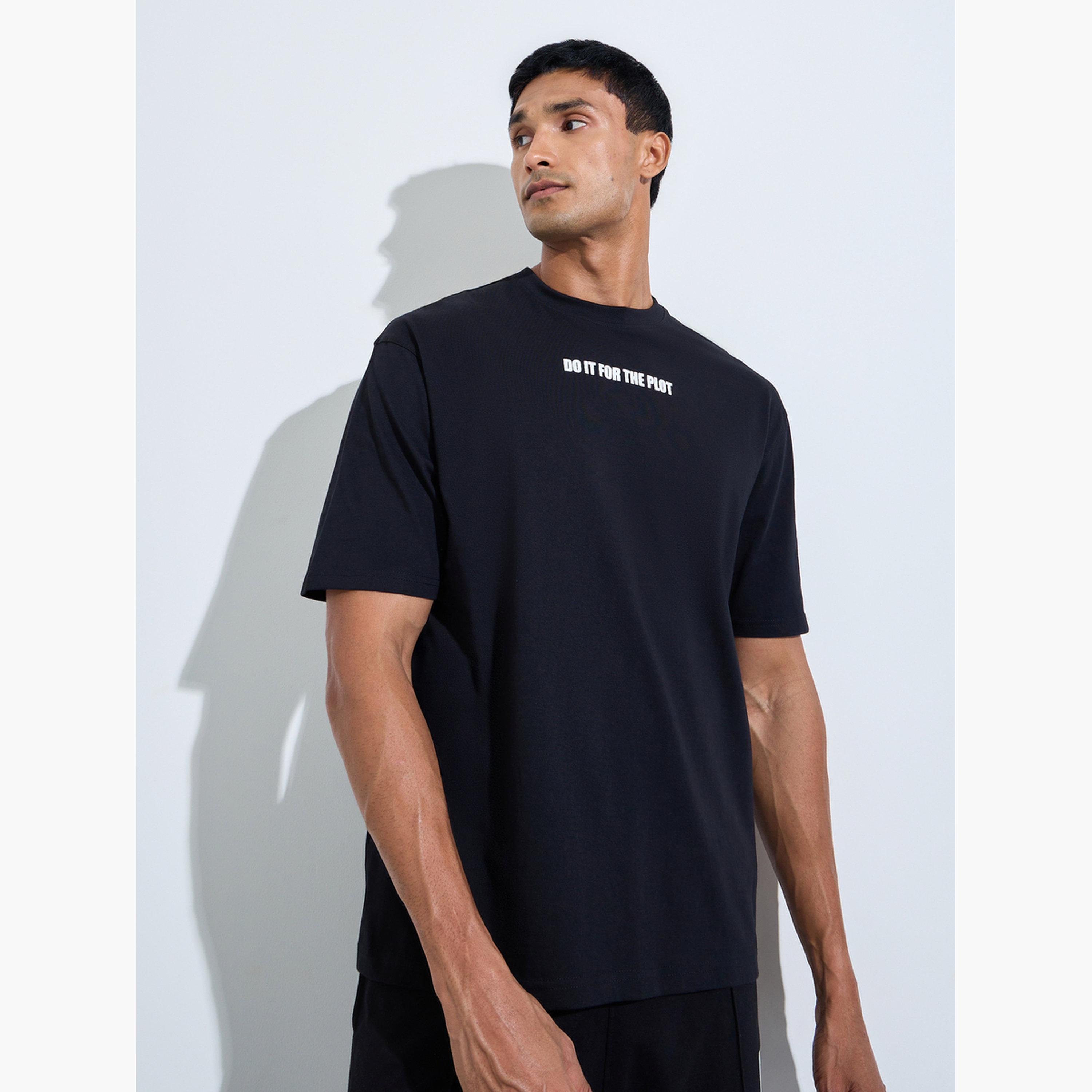 ستايلي - تيشيرت رجالي أسود فضفاض مطبوع عليه صورة عالية الدقة من الأمام-men-clothing-tshirtsandpolos-tshirts-image-1