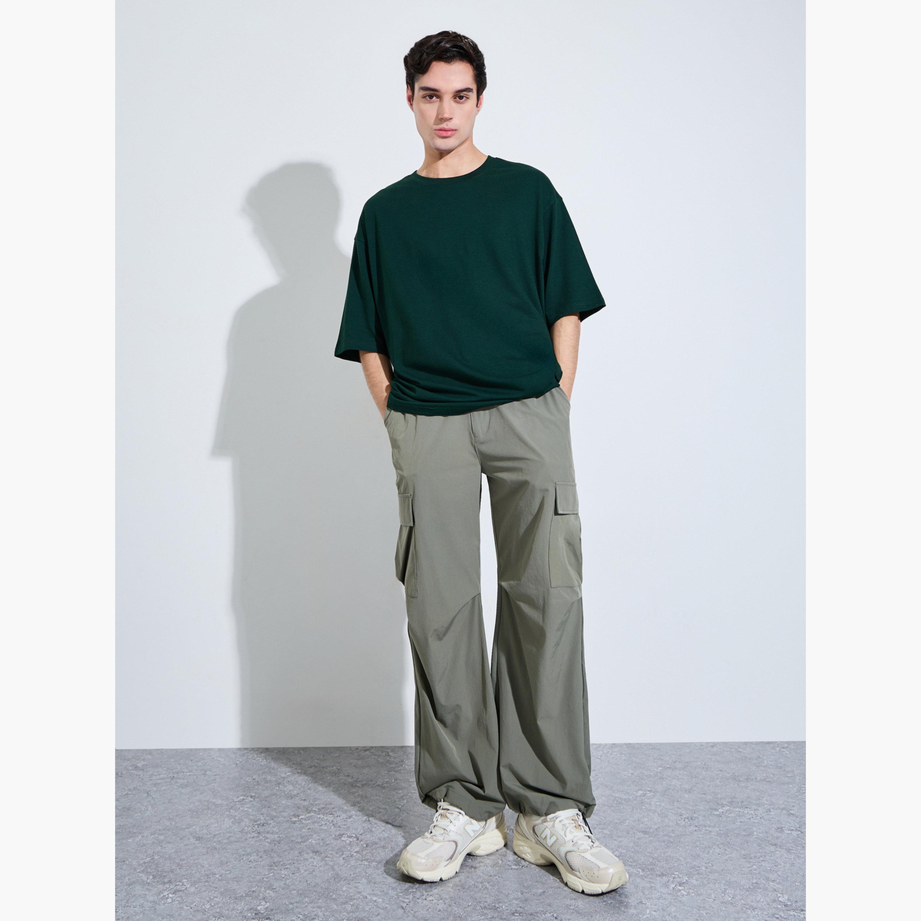 تيشيرت تيري واسع بطبعات جرافيك خلفية للرجال-men-clothing-tshirtsandpolos-tshirts-image-2
