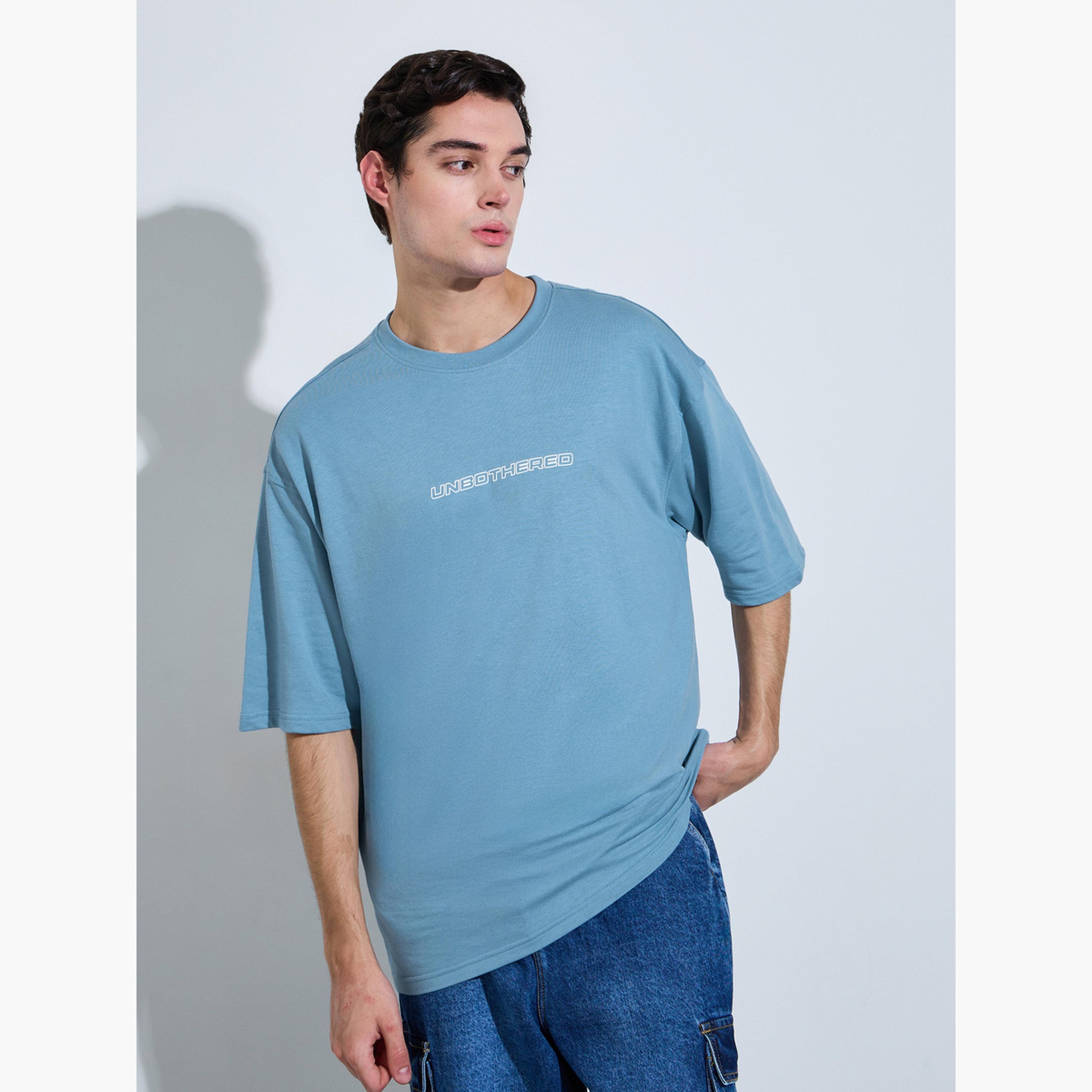 تيشيرت واسع بطبعات جرافيك عالية الدقة-men-clothing-tshirtsandpolos-tshirts-image-1
