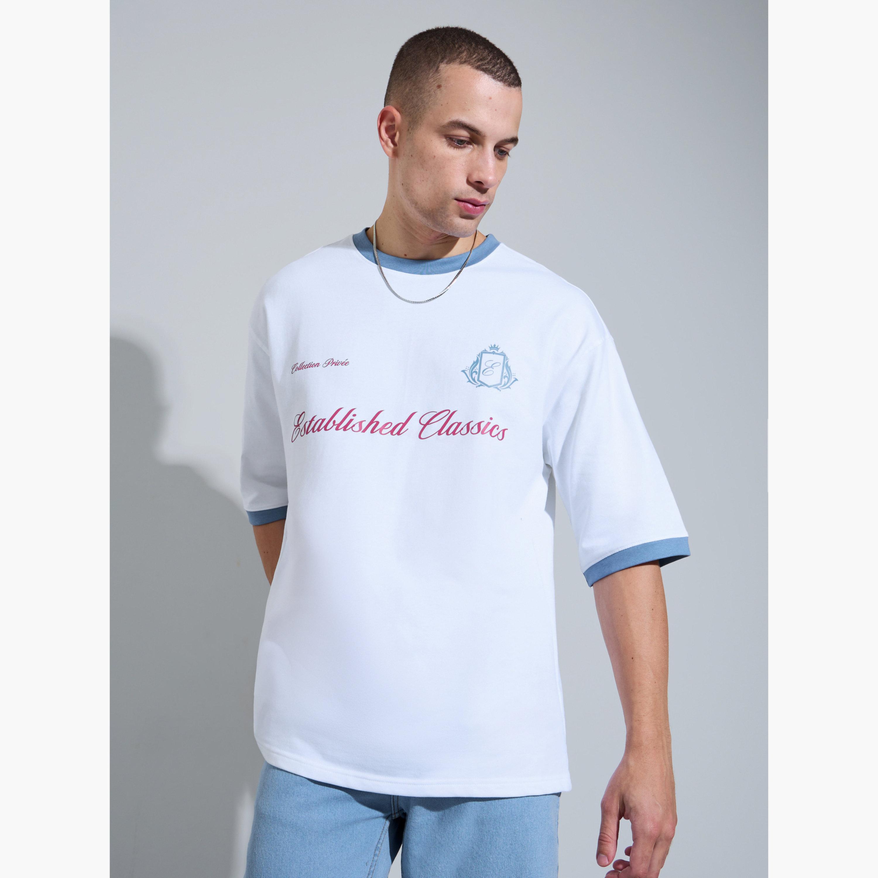 تيشيرت واسع بحواف متباينة وطبعة جرافيك للرجال-men-clothing-tshirtsandpolos-tshirts-image-1