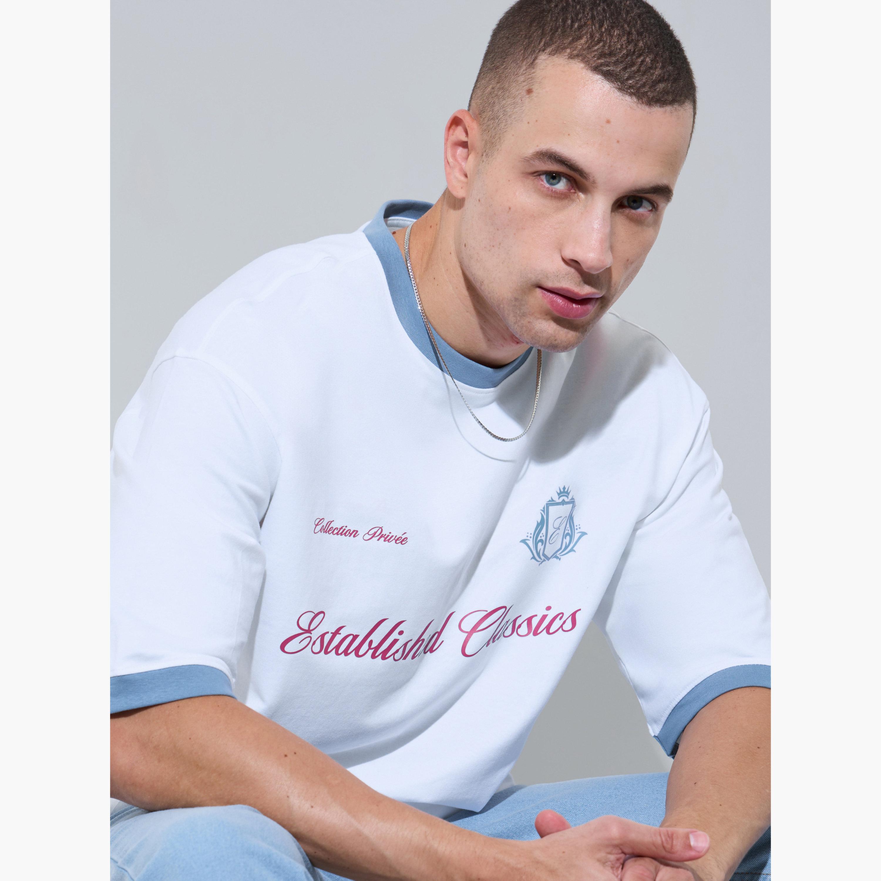 تيشيرت واسع بحواف متباينة وطبعة جرافيك للرجال-men-clothing-tshirtsandpolos-tshirts-image-3