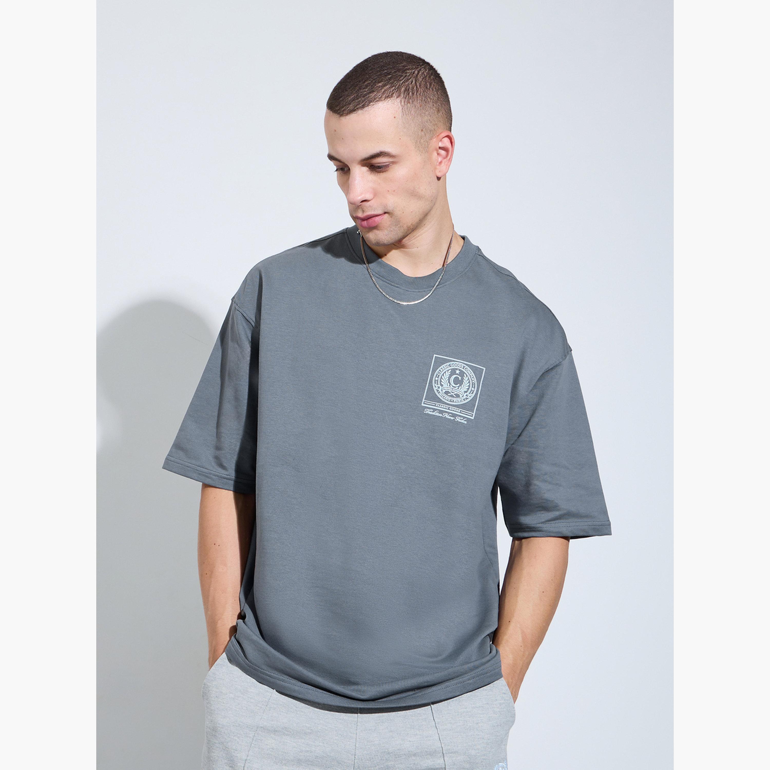 تيشيرت واسع بطبعة جرافيك للرجال-men-clothing-tshirtsandpolos-tshirts-image-1