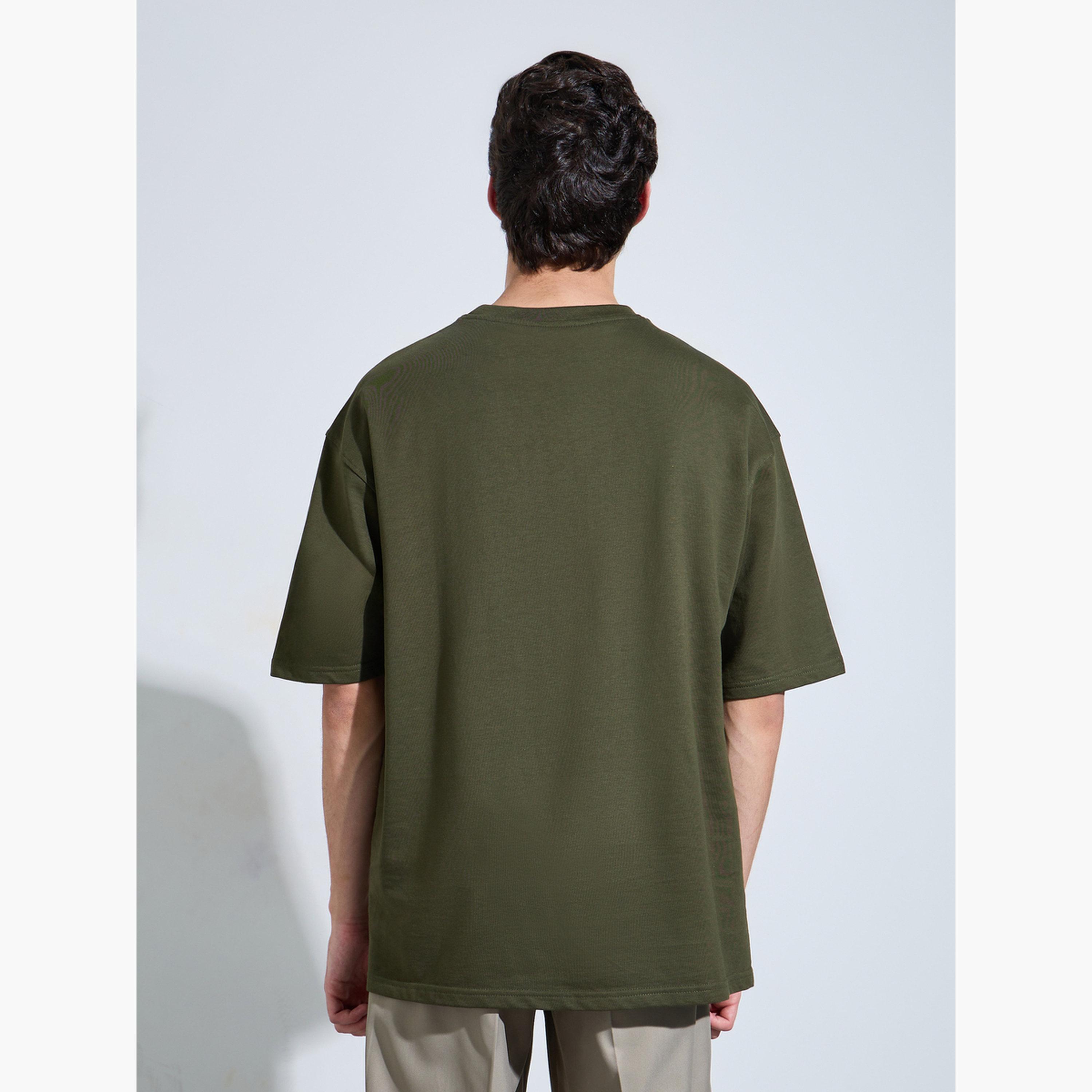 Styli Men Olive Graphic Print Oversized T-Shirt-men-clothing-tshirtsandpolos-tshirts-image-4