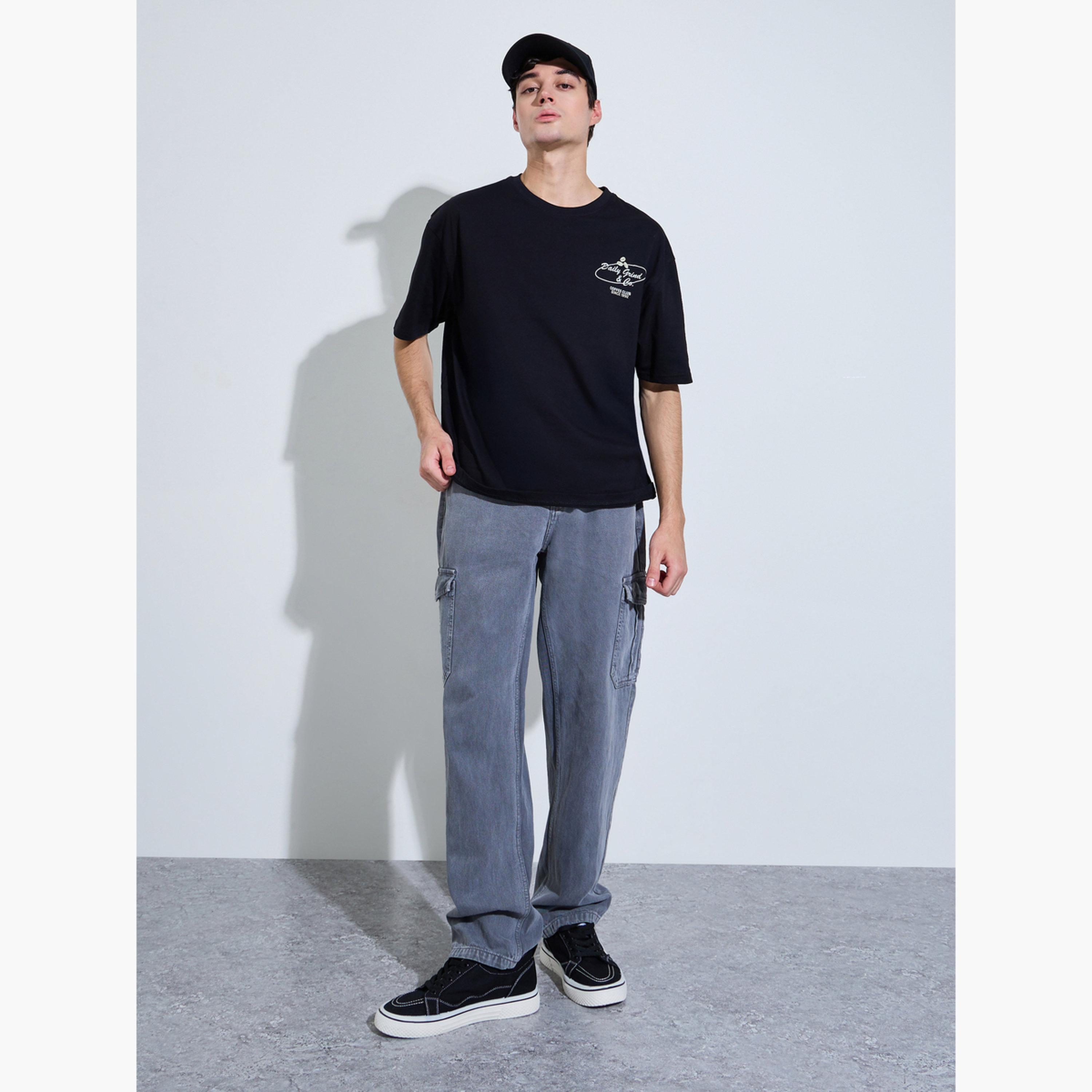 تيشيرت واسع بطبعات جرافيك-men-clothing-tshirtsandpolos-tshirts-image-2