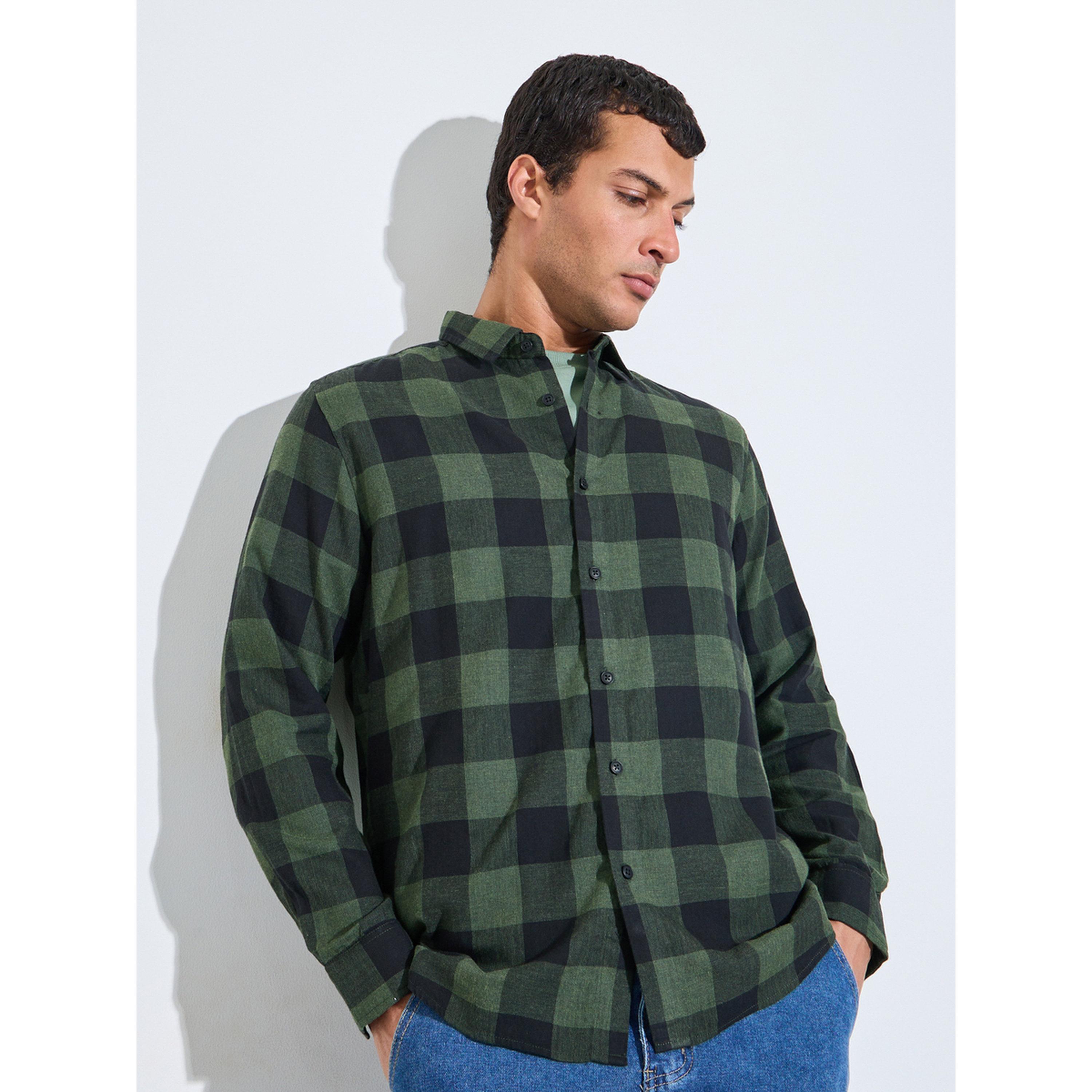 قميص مضلع بأكمام طويلة ومقاس عادي-men-clothing-shirts-image-1