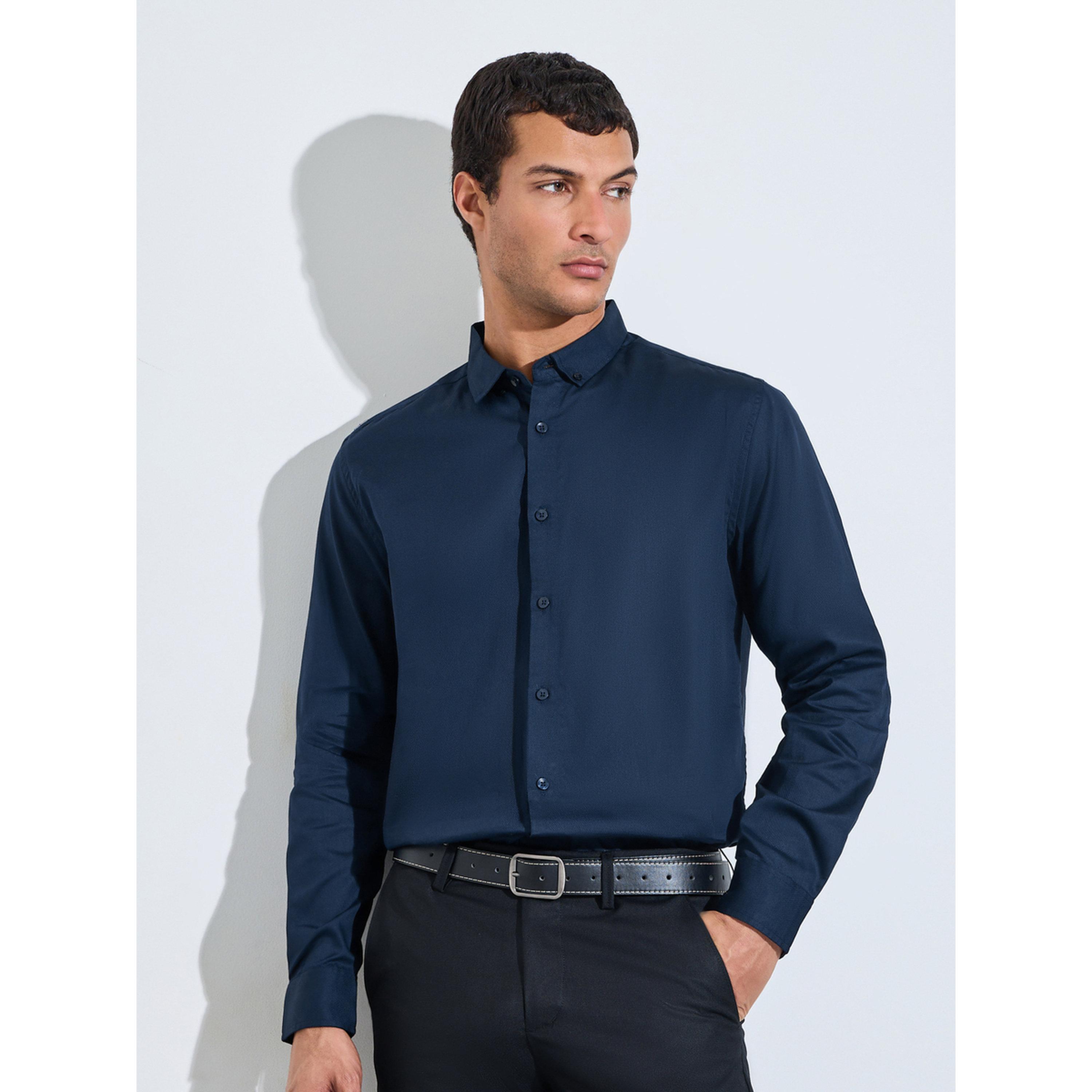 قميص بارز الملمس بمقاس عادي-men-clothing-shirts-image-3