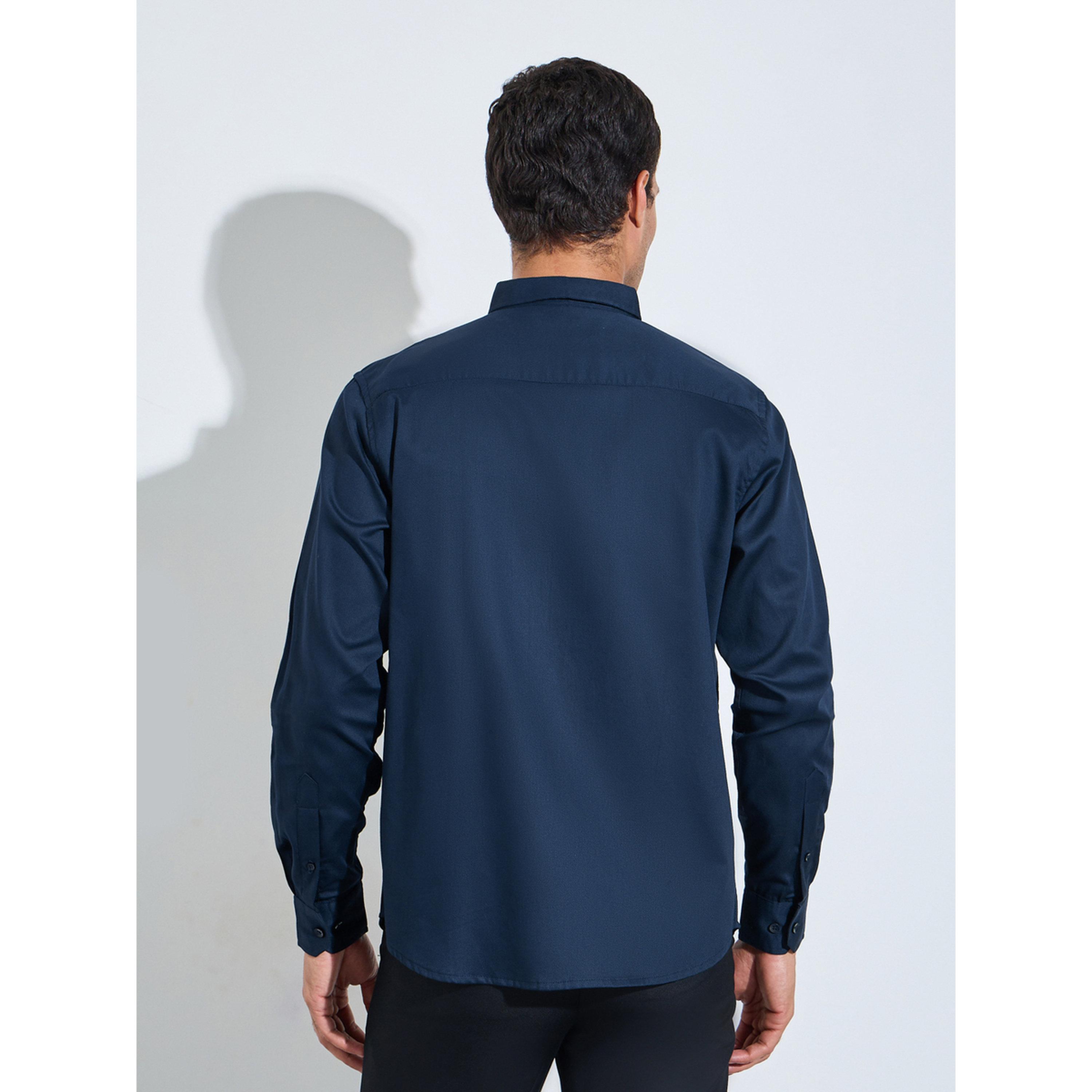 قميص بارز الملمس بمقاس عادي-men-clothing-shirts-image-4