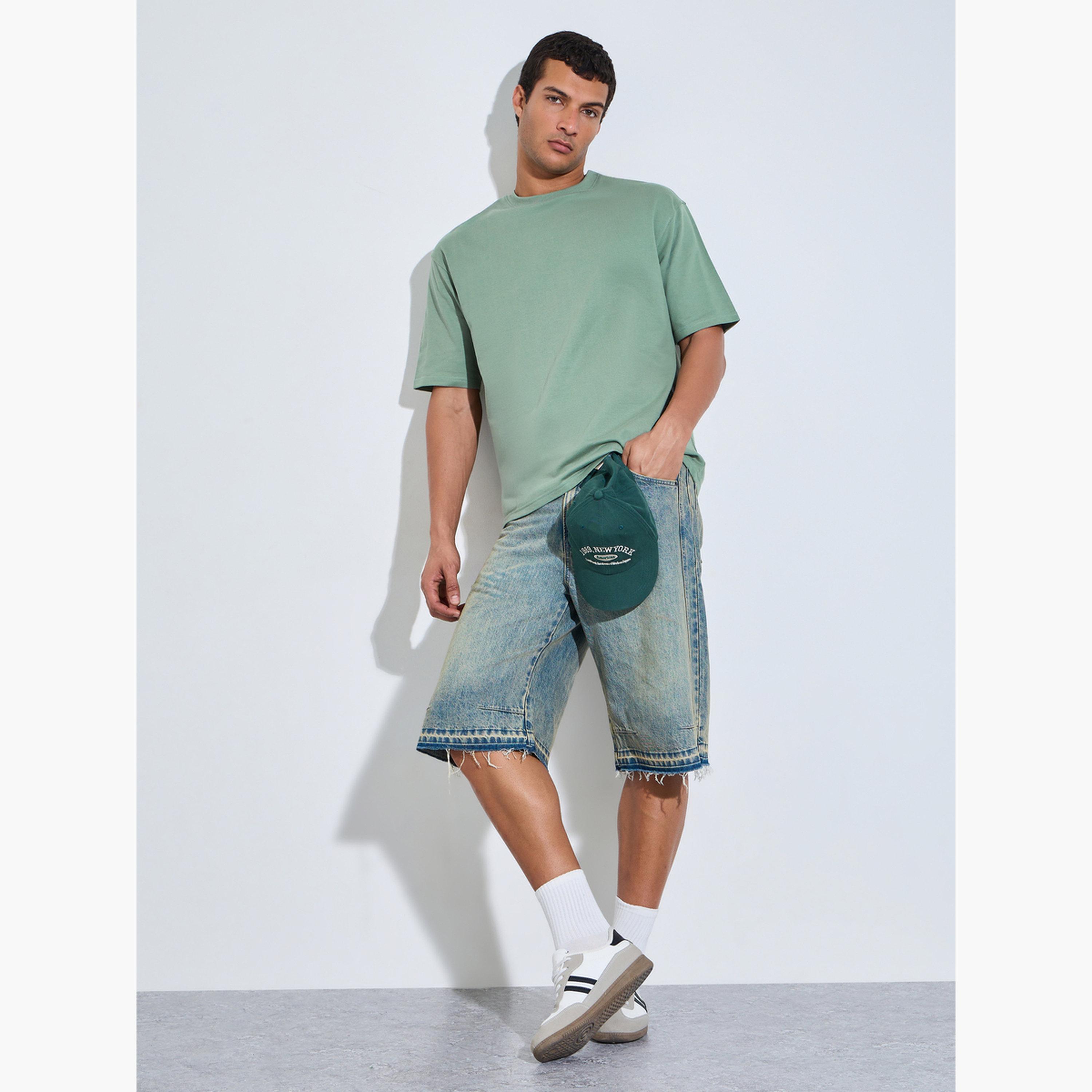 تيشيرت تيري واسع بطبعة كتابة على الظهر للرجال-men-clothing-tshirtsandpolos-tshirts-image-2