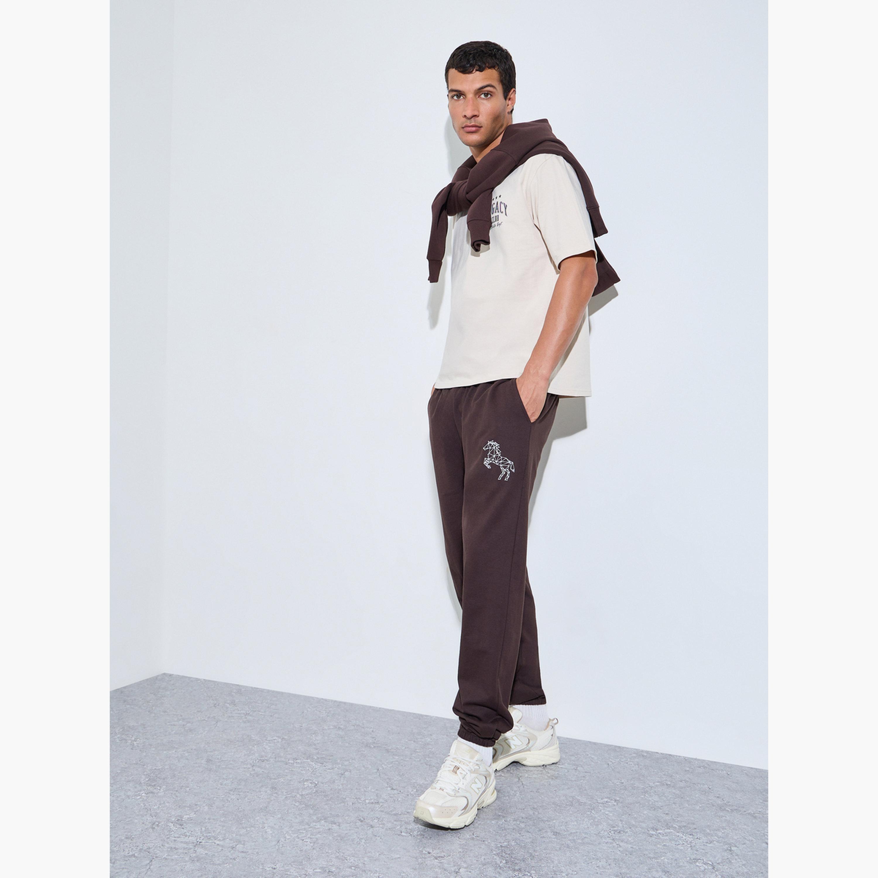 تيشيرت تيري واسع بطبعة تايبوجرافيك للرجال-men-clothing-tshirtsandpolos-tshirts-image-2
