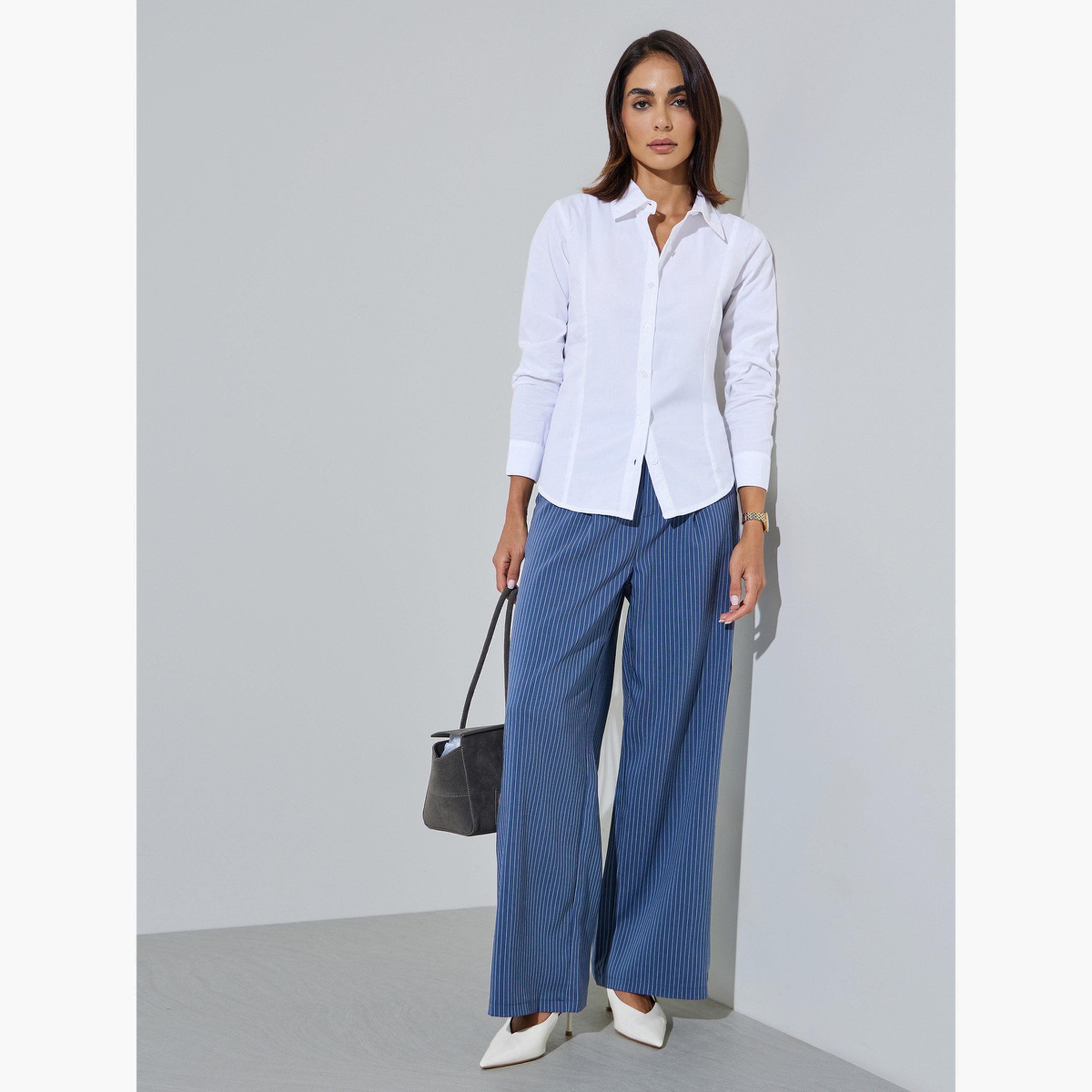 ستايلي - قميص أبيض قطني سادة بقصة ضيقة-women-clothing-shirtsandblouses-shirts-image-2