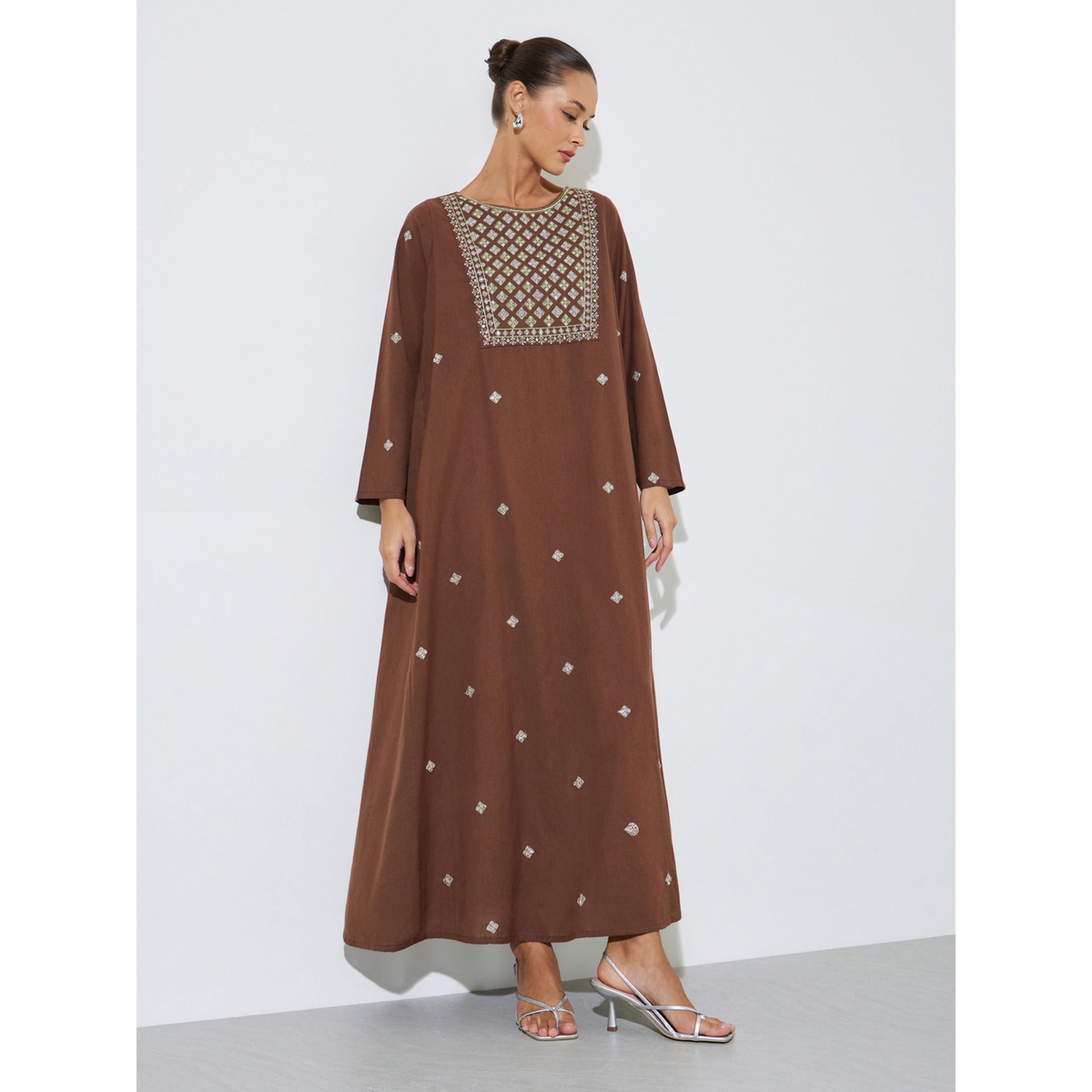Amirah X Styli Brown Long Sleeves Embroidered Maxi Jalabiya-women-arabicclothing-jalabiyas-image-3