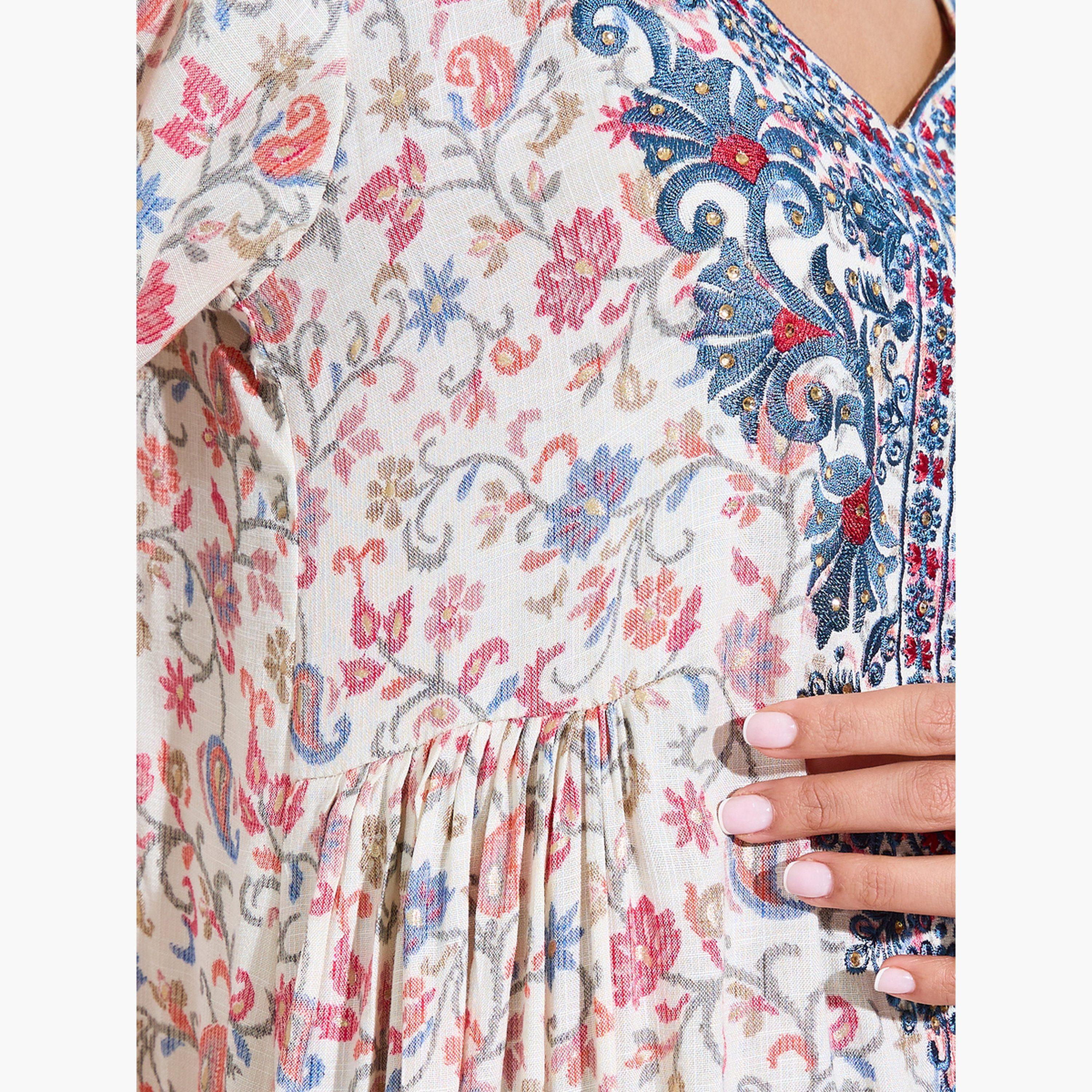 Amirah X Styli Pink Floral Embroidered Neck Maxi Jalabiya-women-arabicclothing-jalabiyas-image-4