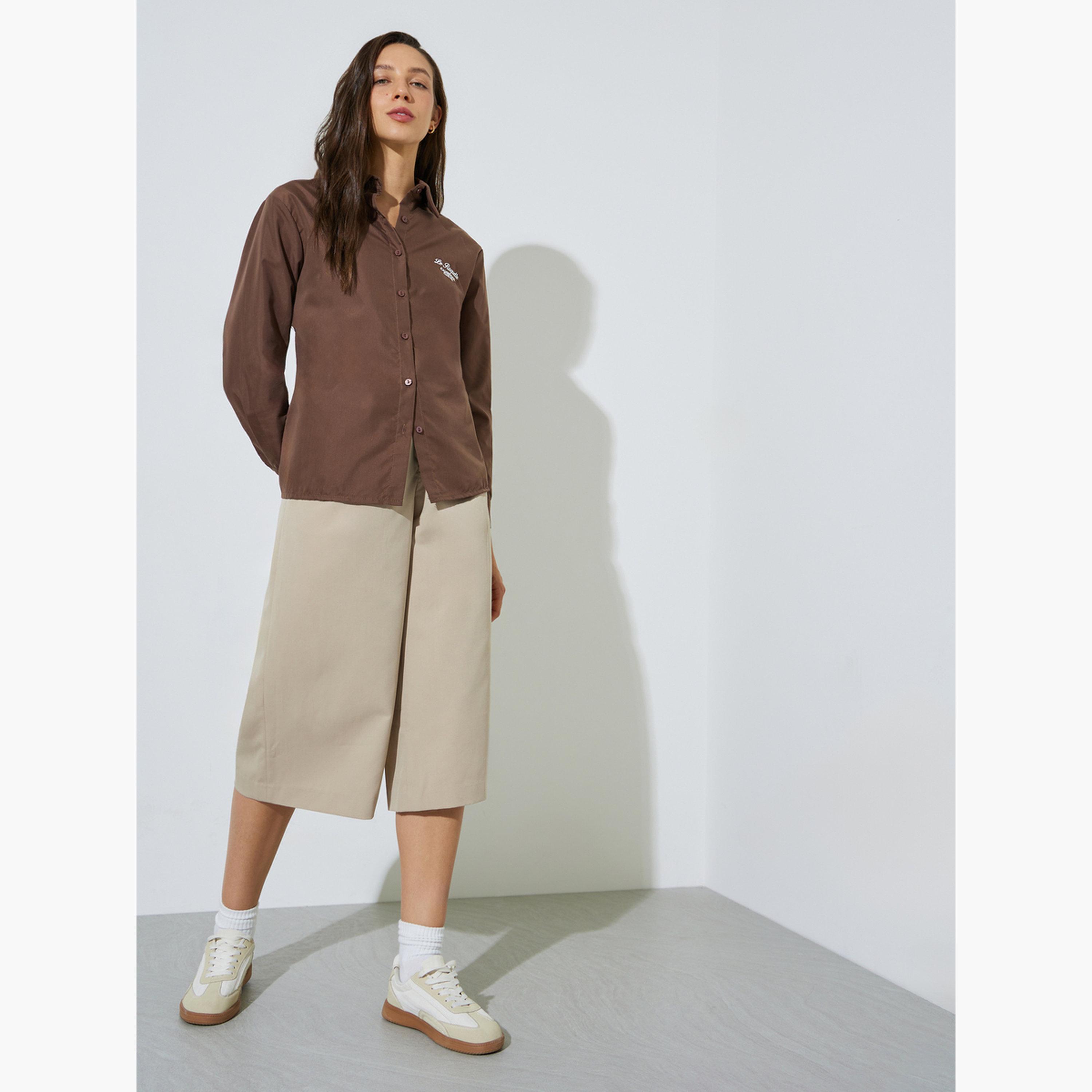 قميص واسع مع تفاصيل مطرزة-women-clothing-shirtsandblouses-shirts-image-2