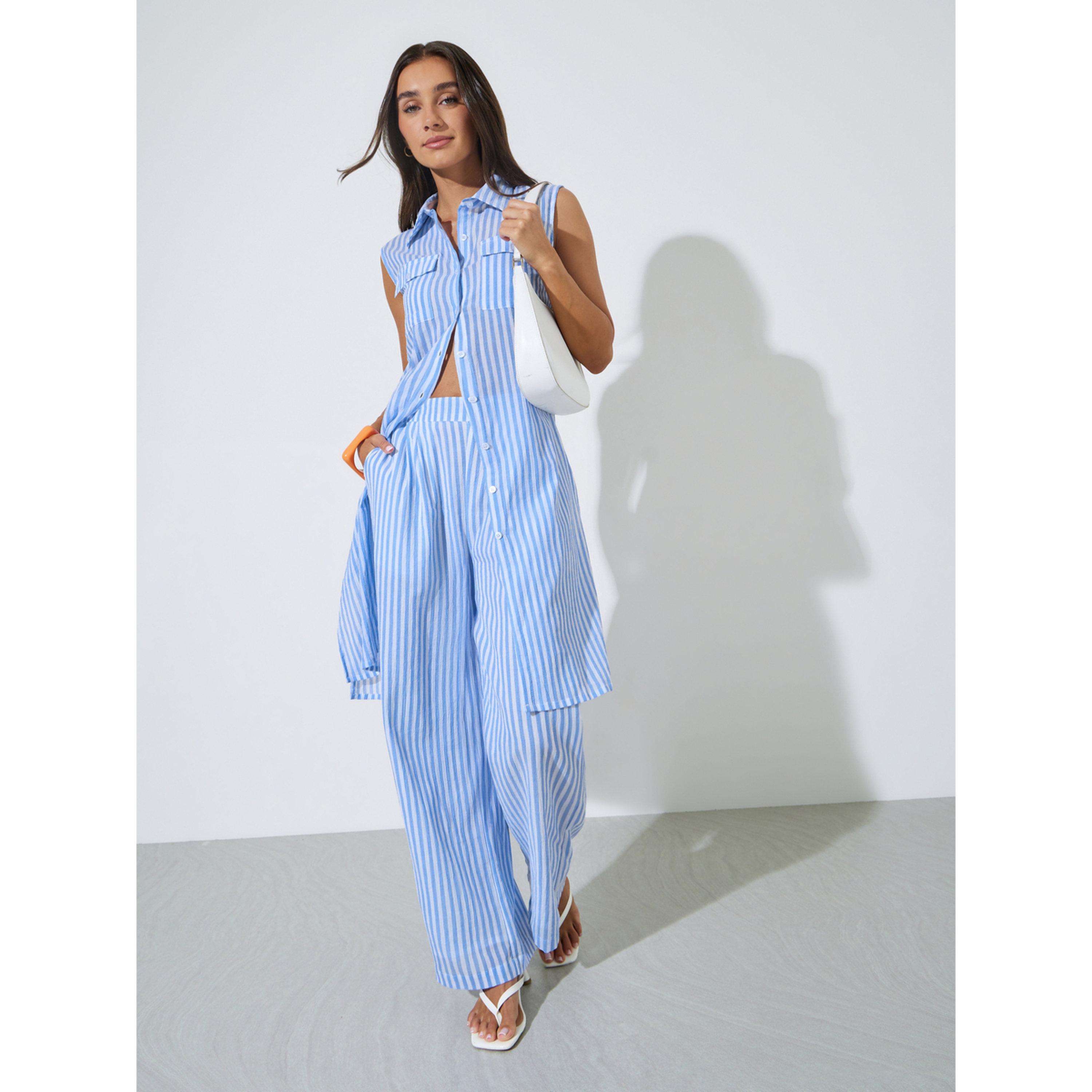 بنطال بأرجل واسعة ومخطط باللون الأزرق-women-clothing-joggers-image-2