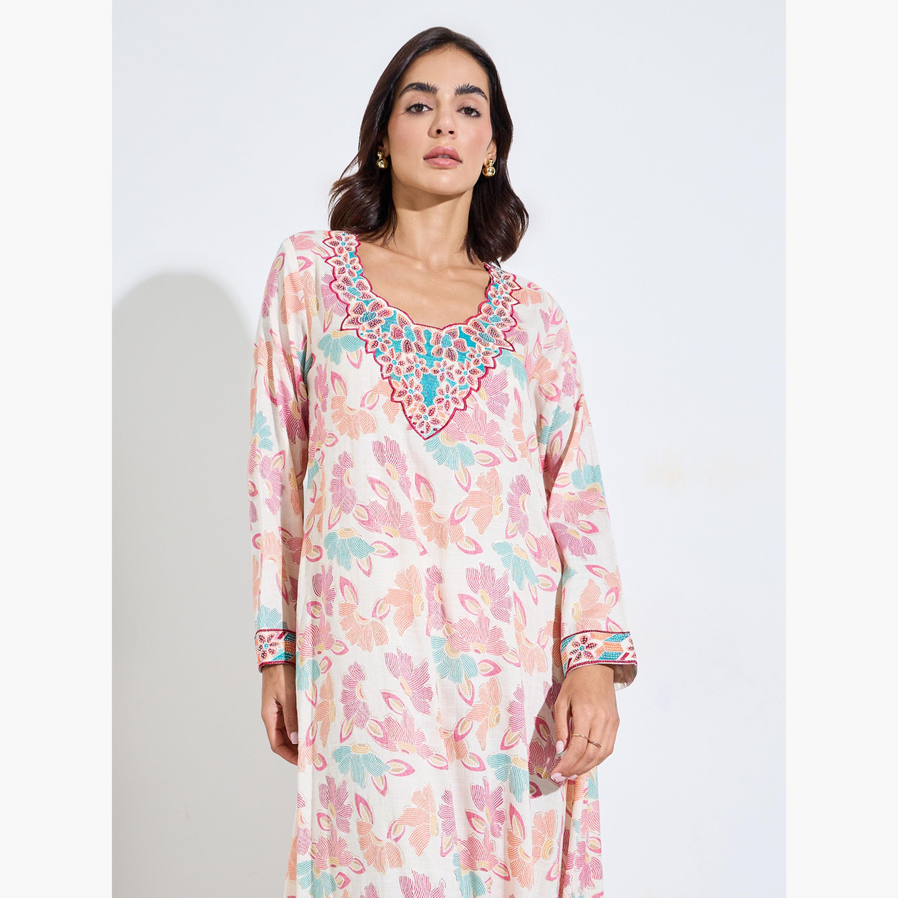 Amirah X Styli Pink All Over Print Mukhawar Style Jalabiya-women-arabicclothing-jalabiyas-image-2
