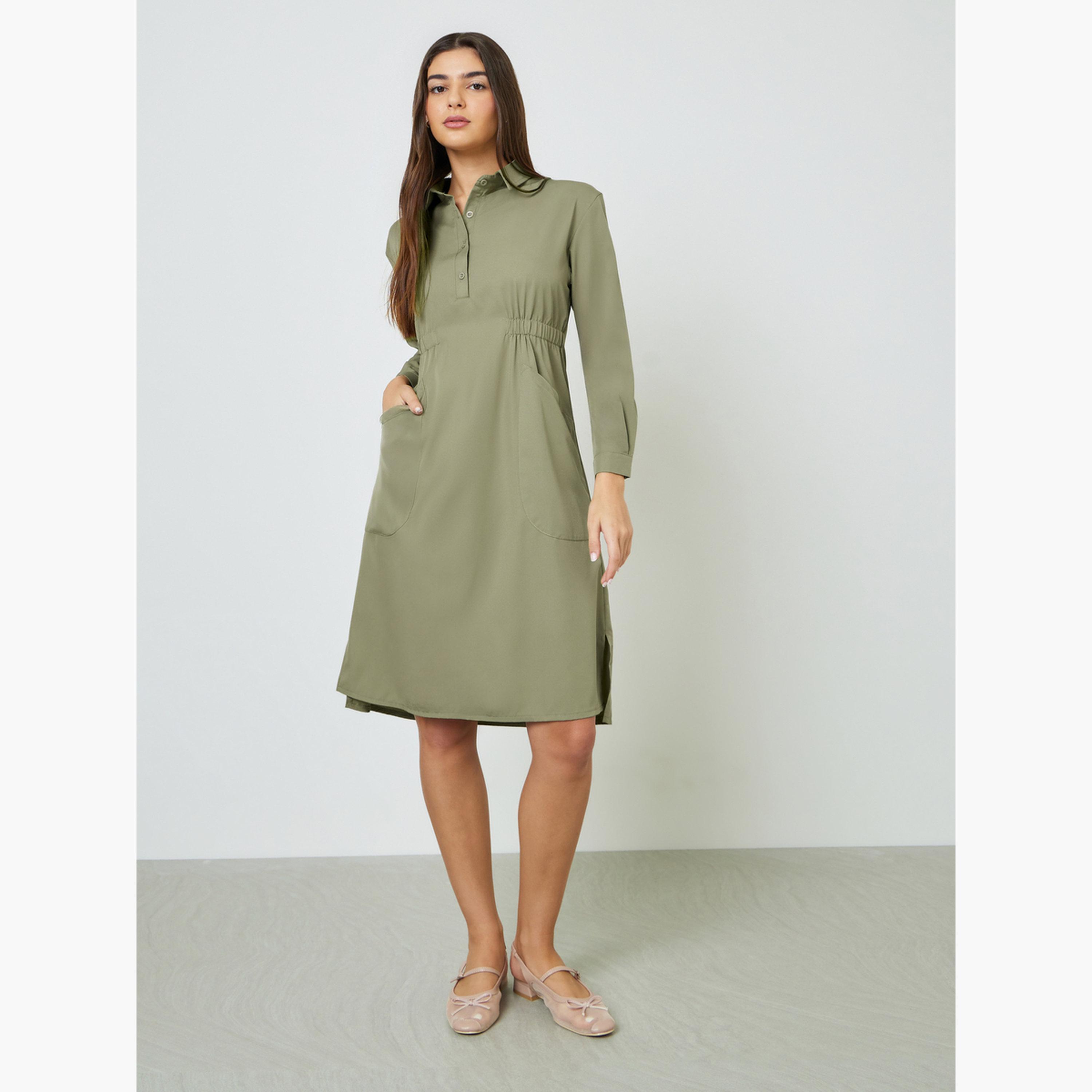 فستان بنمط قميص بطول الركبة وتفاصيل مزمومة بمقاس كبير-women-clothing-dresses-image-2