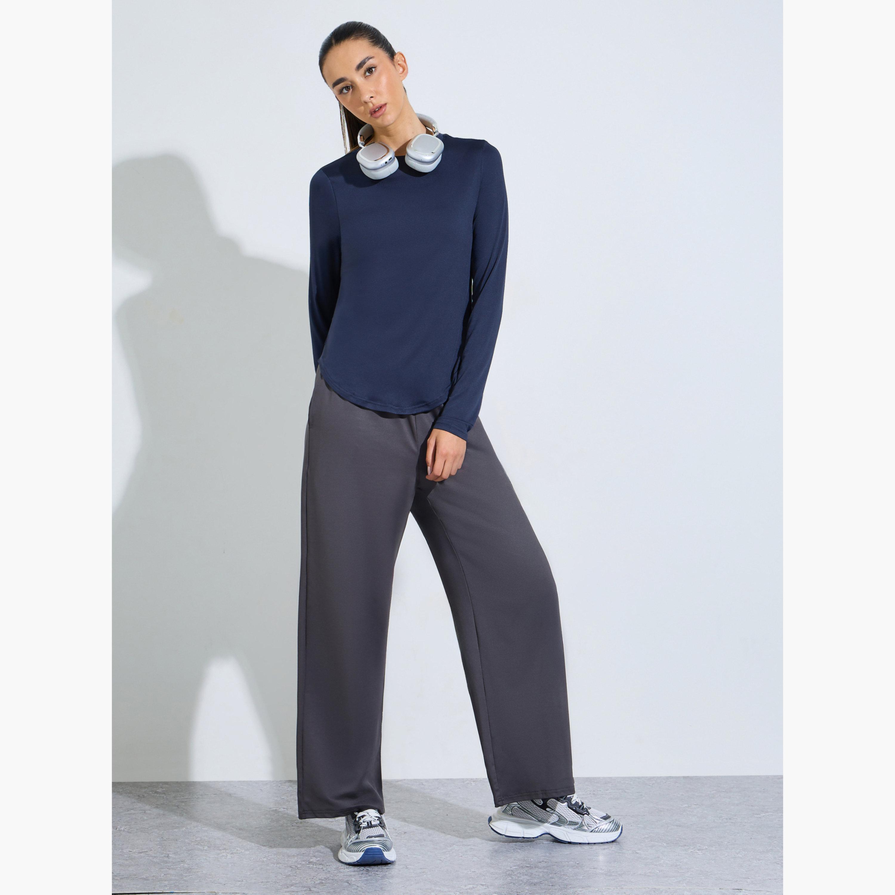 ستايلي - بلوزة بأكمام طويلة مزينة بشعار باللون الأزرق الداكن-sports-women-clothing-tshirtsandvests-image-2