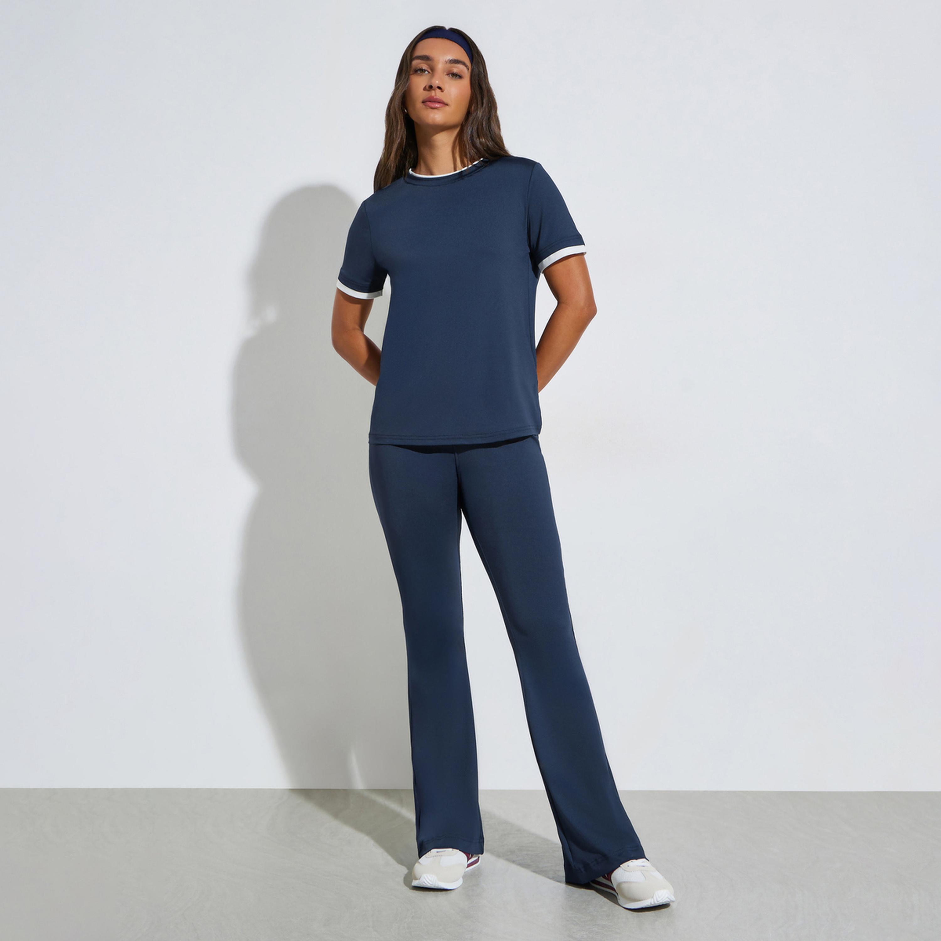 مجموعة من ليقنز بقصة واسعة وخصر متوسط مع تيشيرت بياقة مزدوجة الطبقات-women-clothing-coordsets-image-1