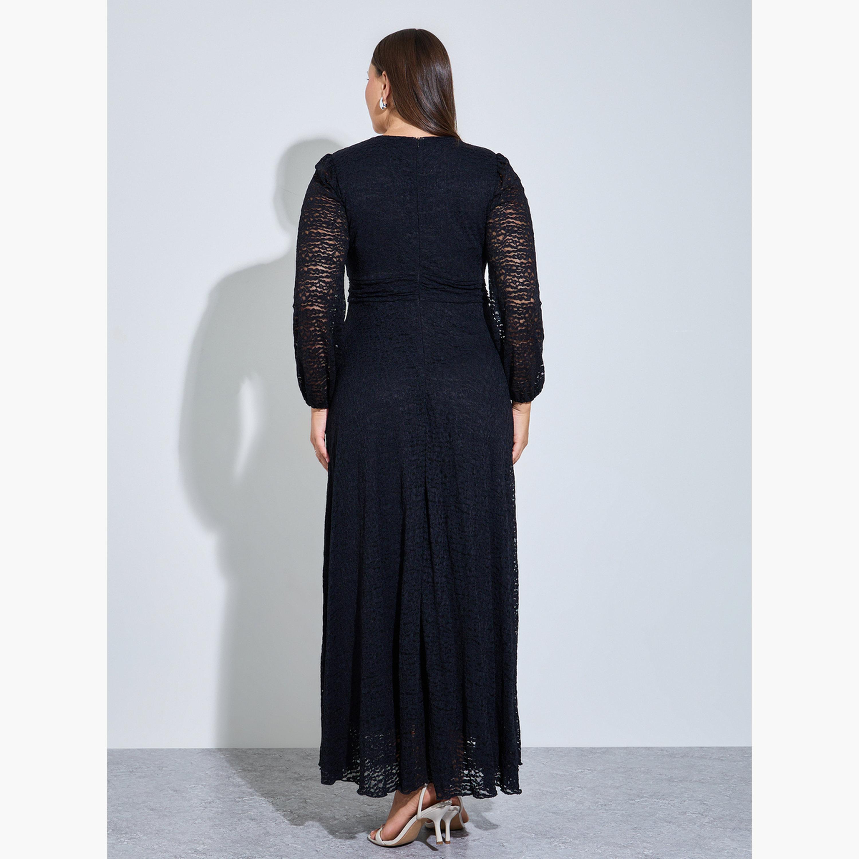 فستان طويل بحافة واسعة وتفاصيل دانتيل بمقاس كبير-women-clothing-dresses-image-4