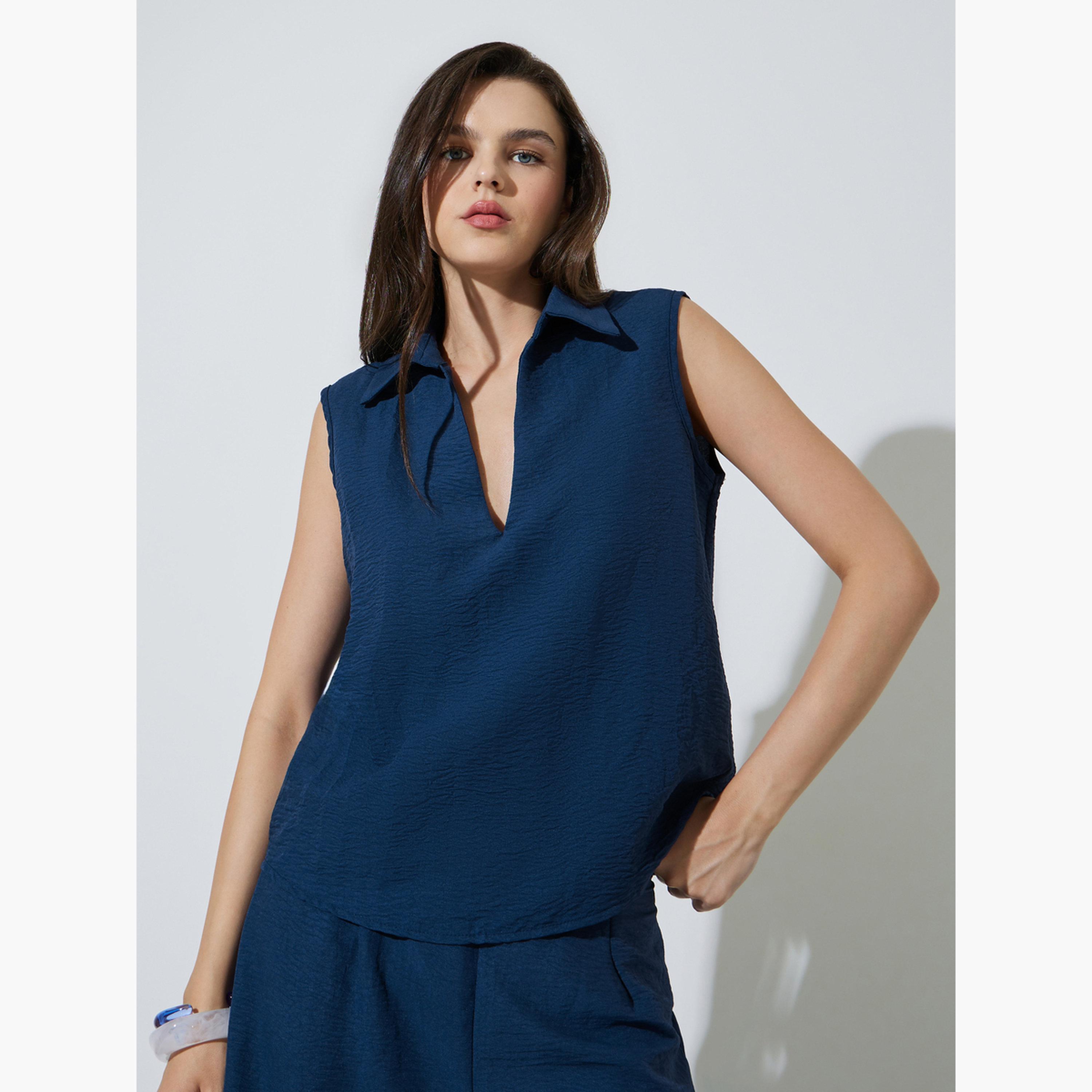 طقم منسق من بنطال وبلوزة بياقة مفتوحة-women-clothing-coordsets-image-3