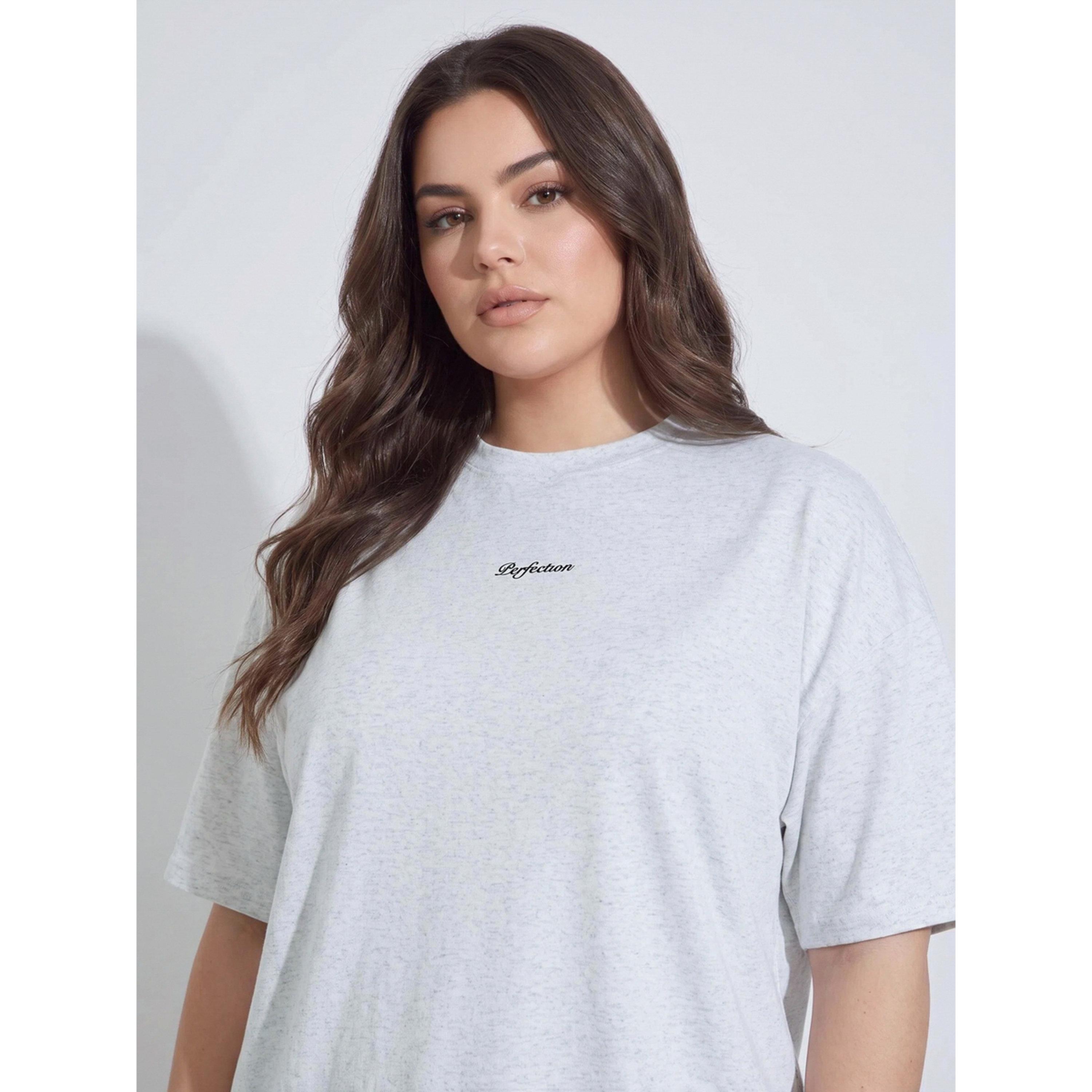 تيشيرت واسع بطبعة كتابة بمقاس كبير رمادي-women-clothing-plussize-tshirts-image-3